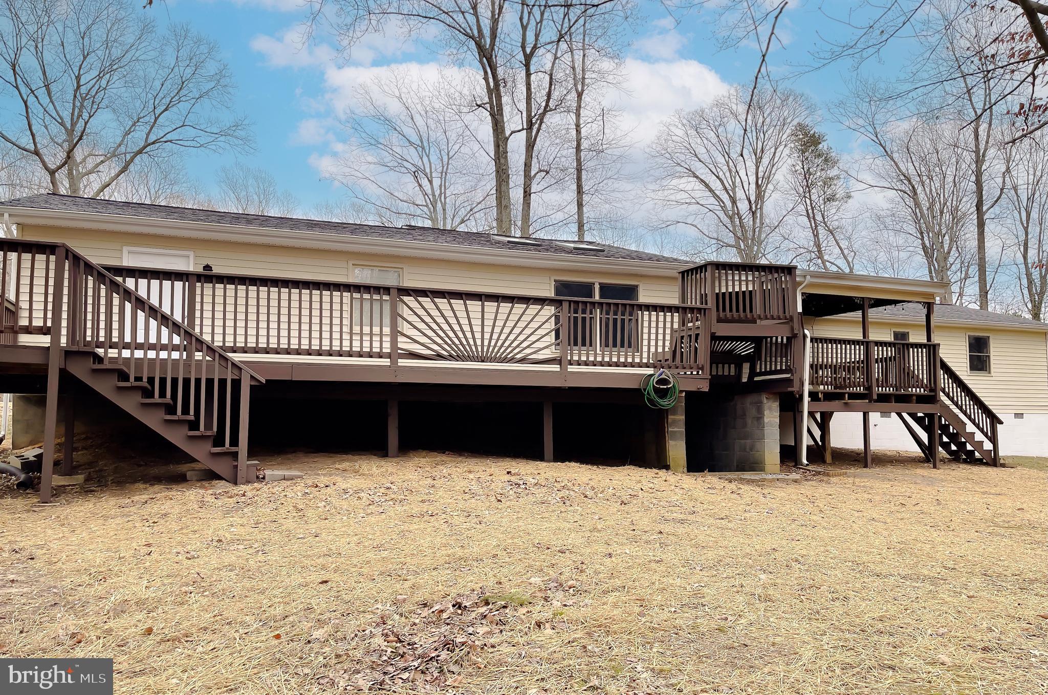RUSTIC HILLS - Residential