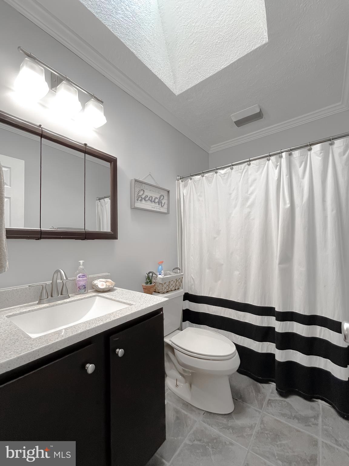 RUSTIC HILLS - Residential