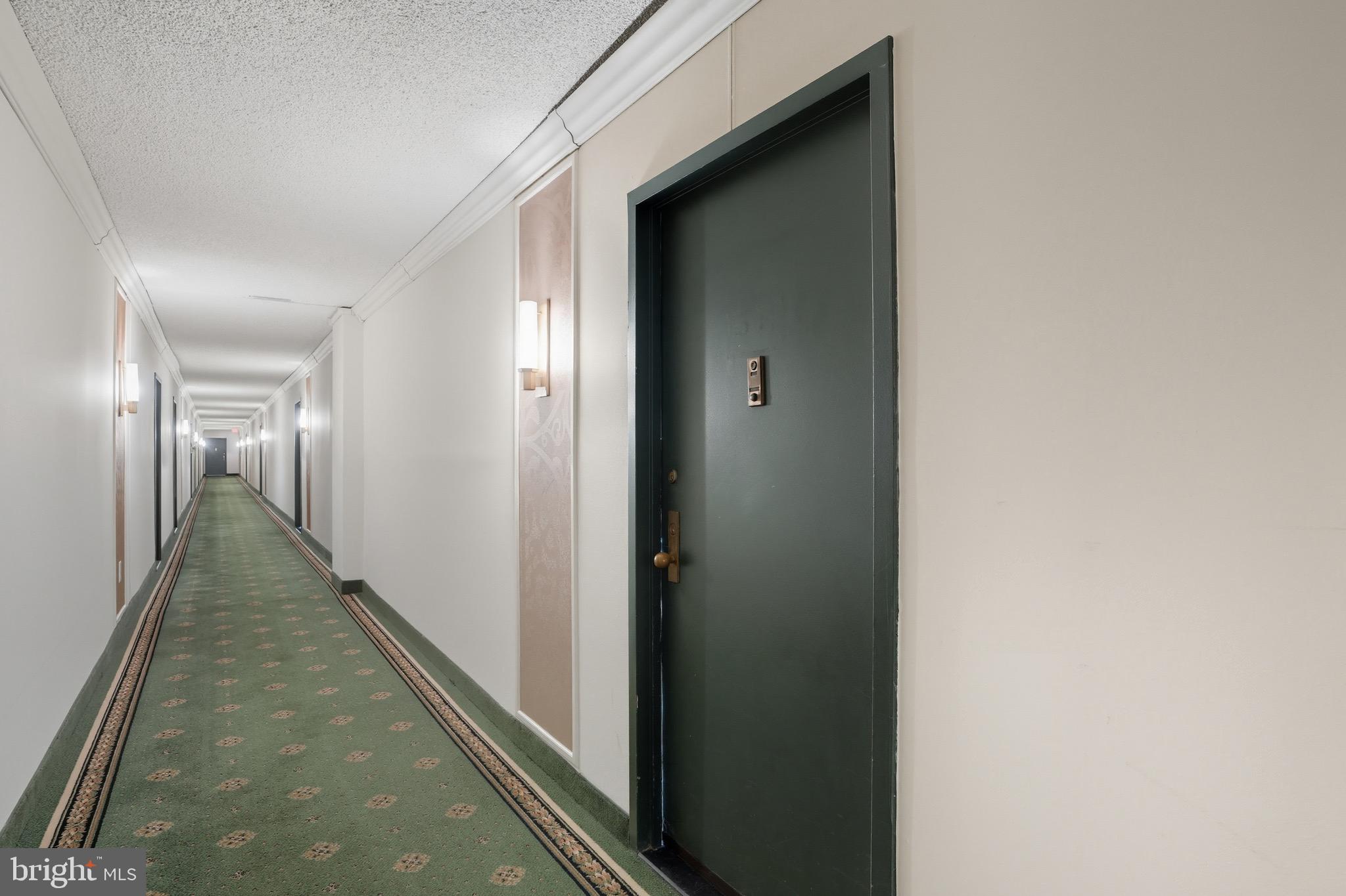 SKYLINE PLAZA - Residential