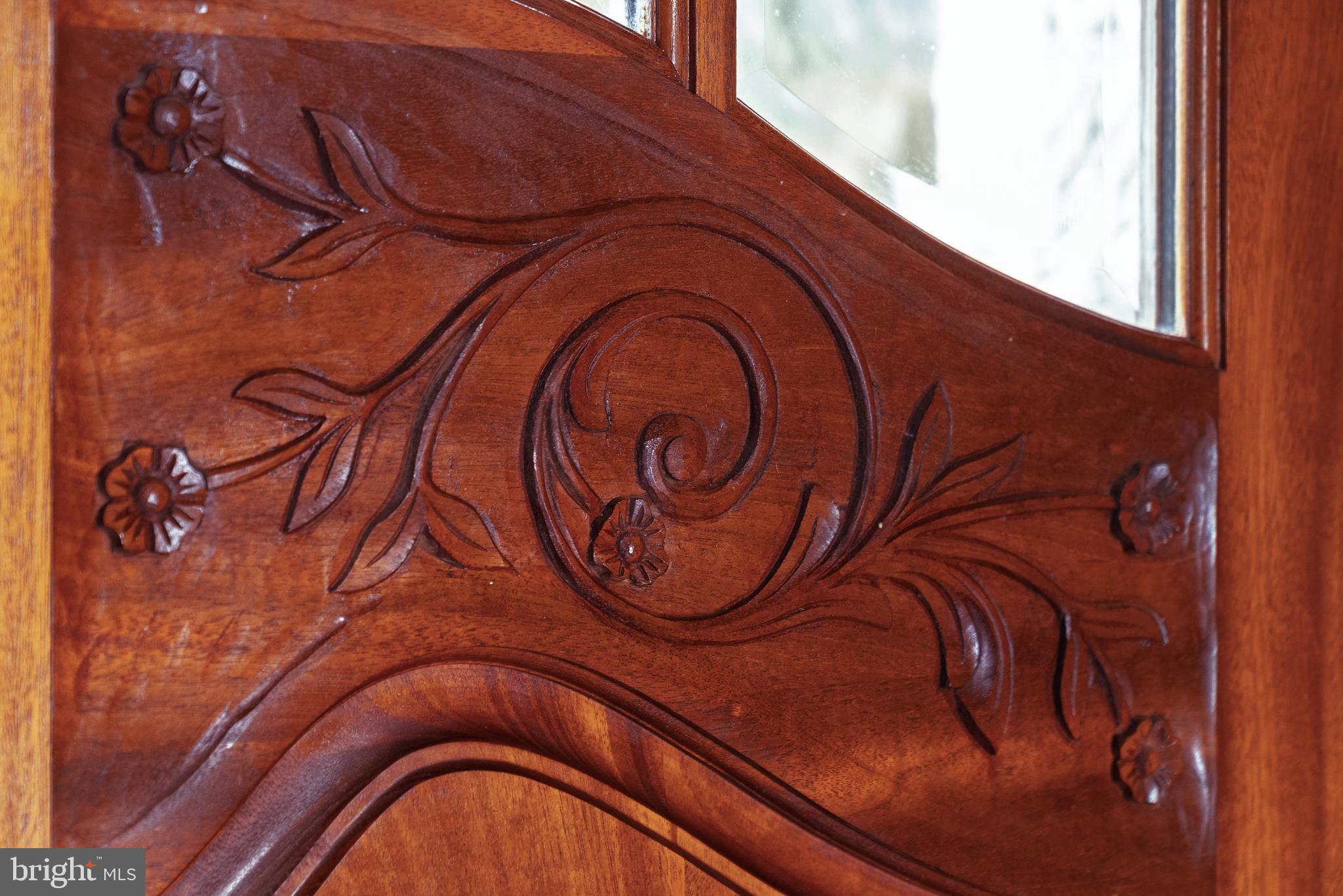 JAHNKE & DICKSON - Residential