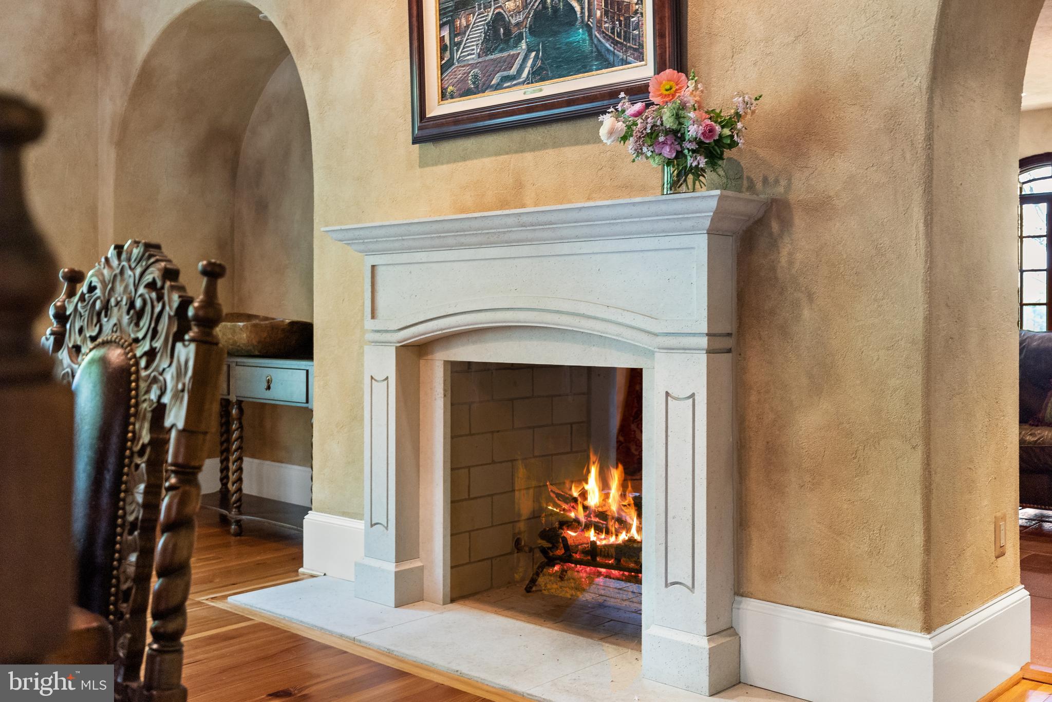 JAHNKE & DICKSON - Residential