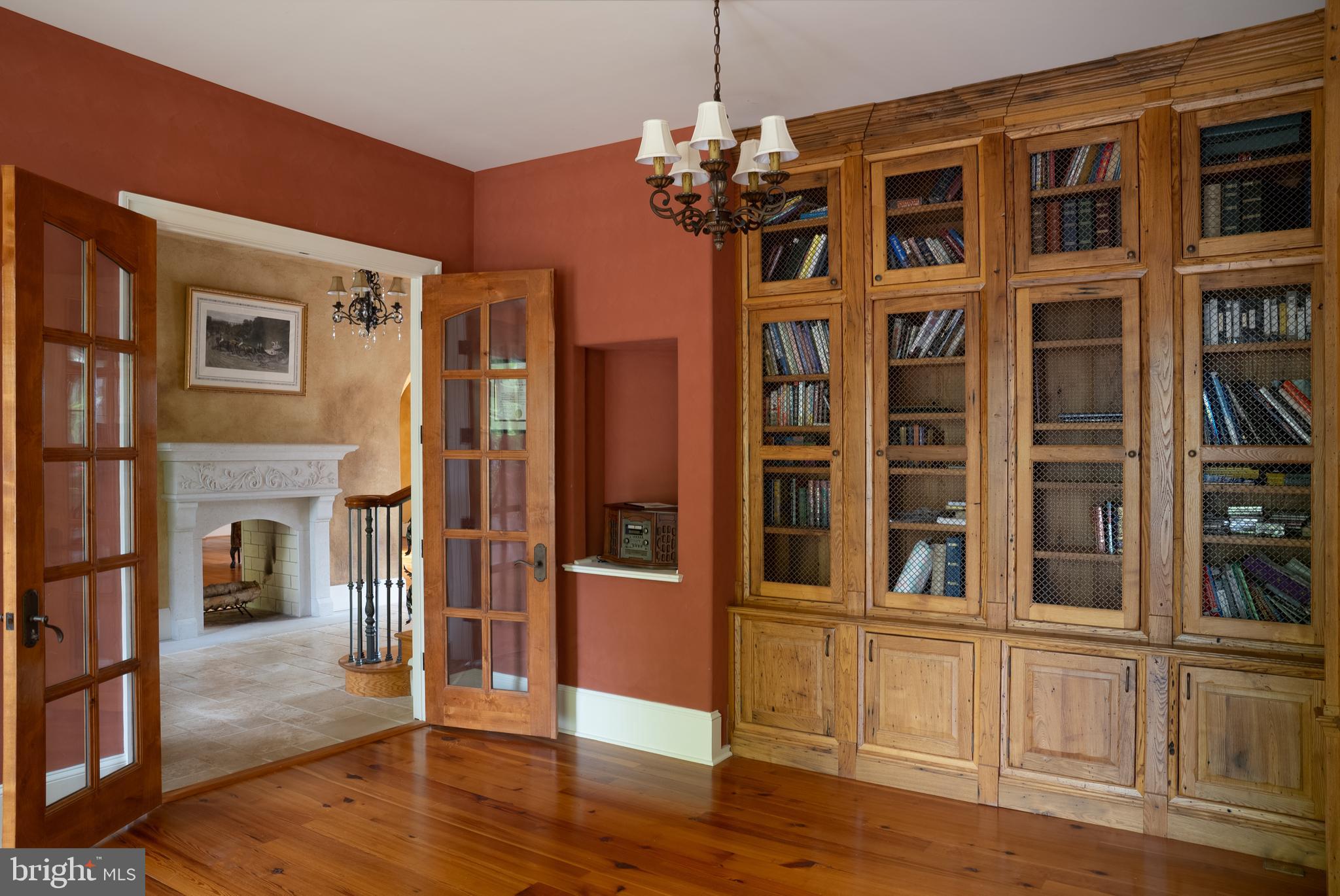 JAHNKE & DICKSON - Residential