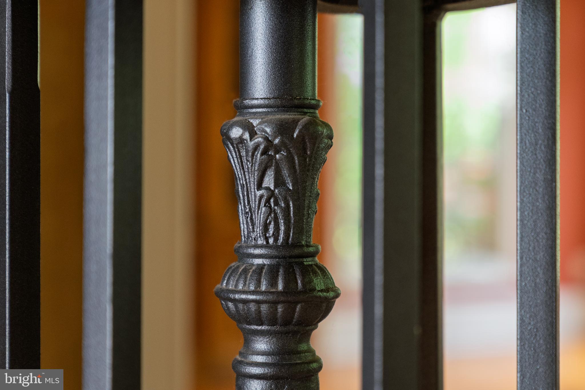 JAHNKE & DICKSON - Residential