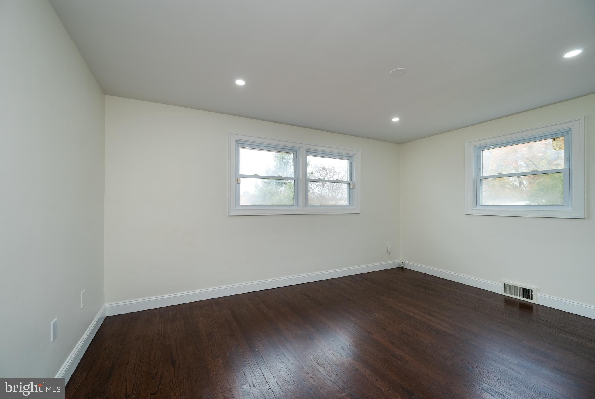 WYOMISSING HILLS - Residential Lease