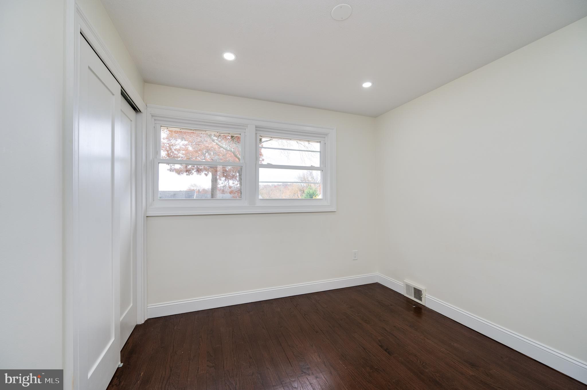 WYOMISSING HILLS - Residential Lease