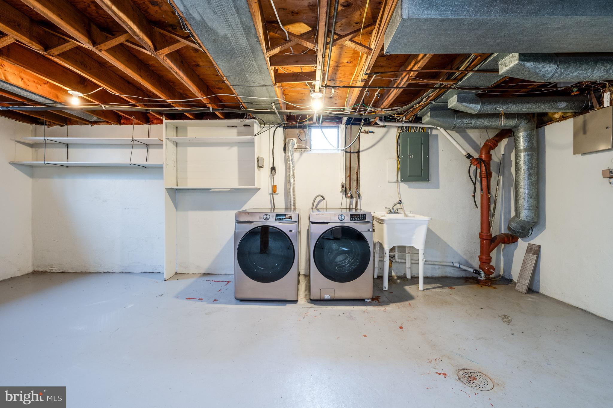 WYOMISSING HILLS - Residential Lease