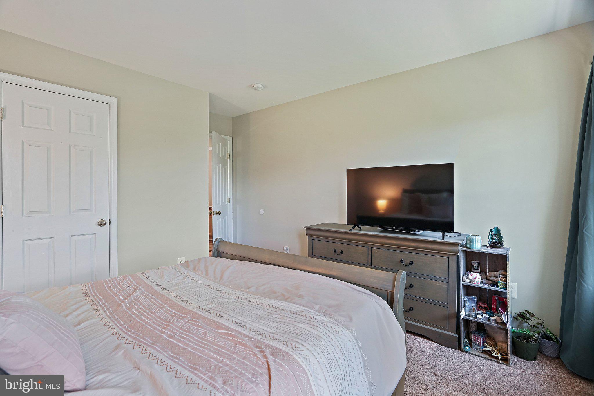 WOODFIELD ESTATES - Residential