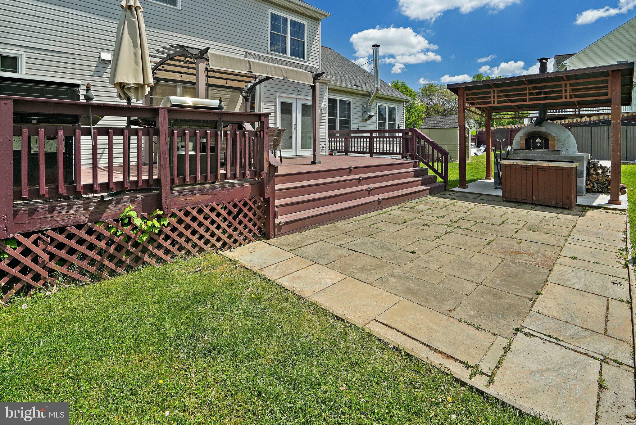 WOODFIELD ESTATES - Residential