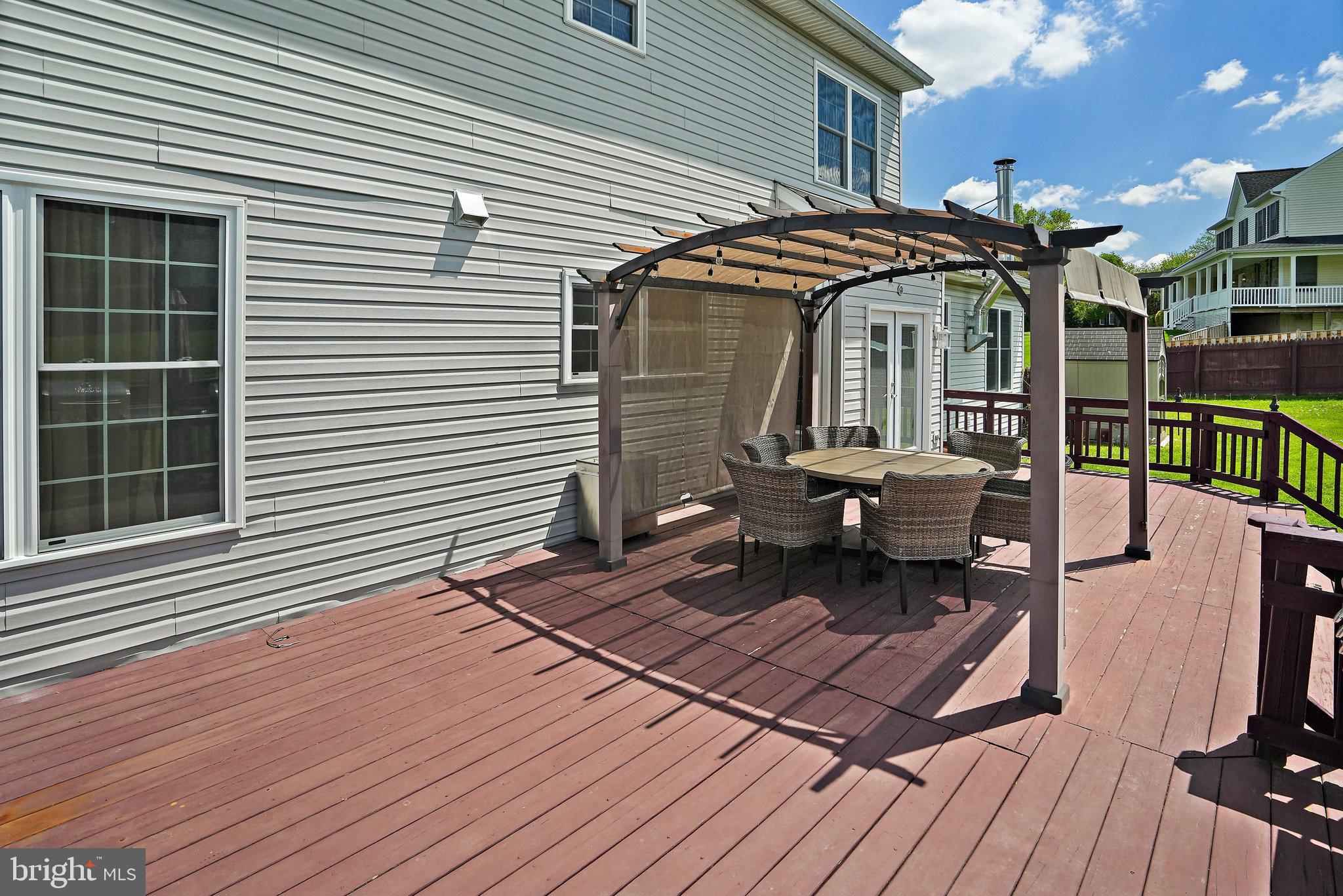 WOODFIELD ESTATES - Residential