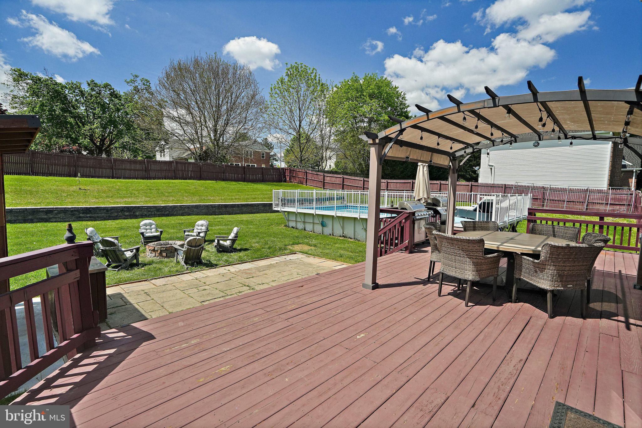 WOODFIELD ESTATES - Residential