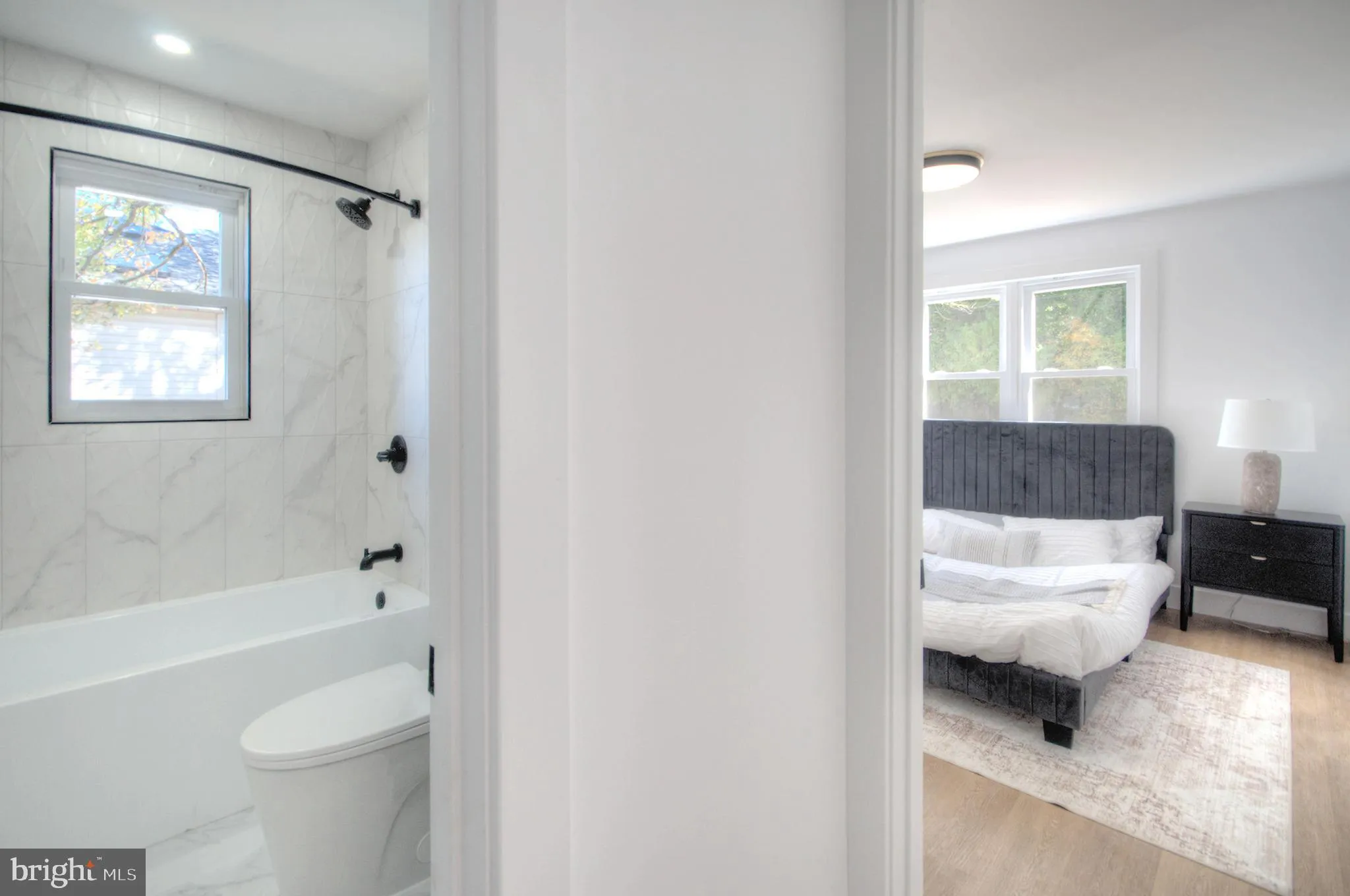 Penns Grove, New Jersey 08069, United States, 2 Bedrooms Bedrooms, ,1 BathroomBathrooms,Residential,Active,234068