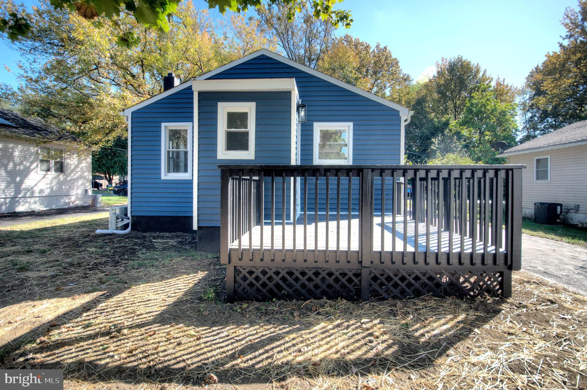 Penns Grove, New Jersey 08069, United States, 2 Bedrooms Bedrooms, ,1 BathroomBathrooms,Residential,Active,234068