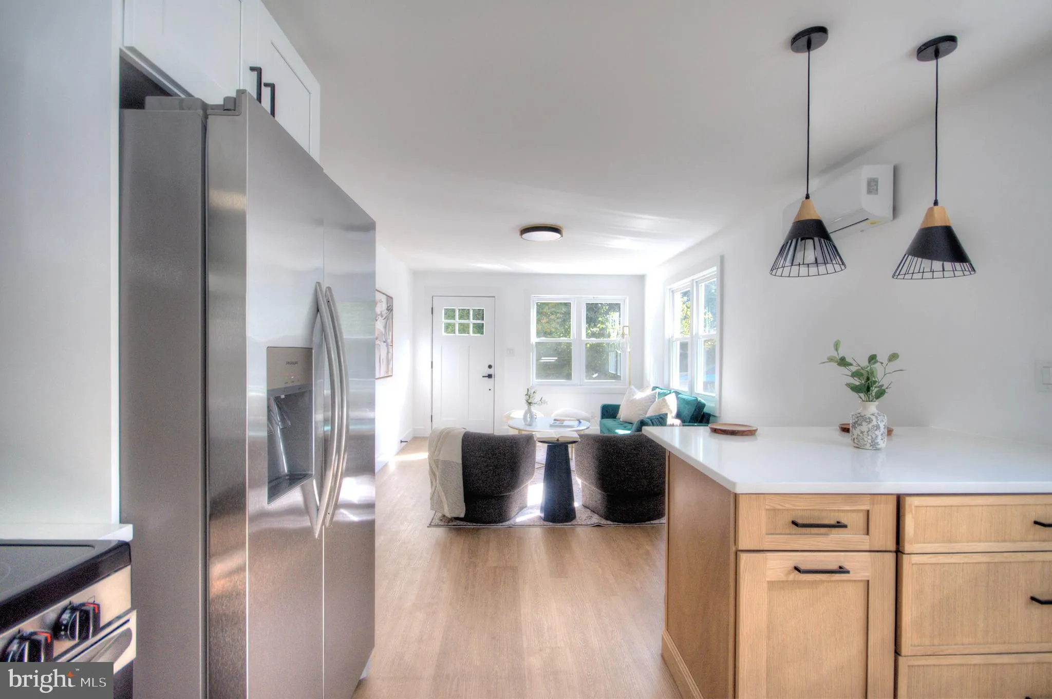 Penns Grove, New Jersey 08069, United States, 2 Bedrooms Bedrooms, ,1 BathroomBathrooms,Residential,Active,234068