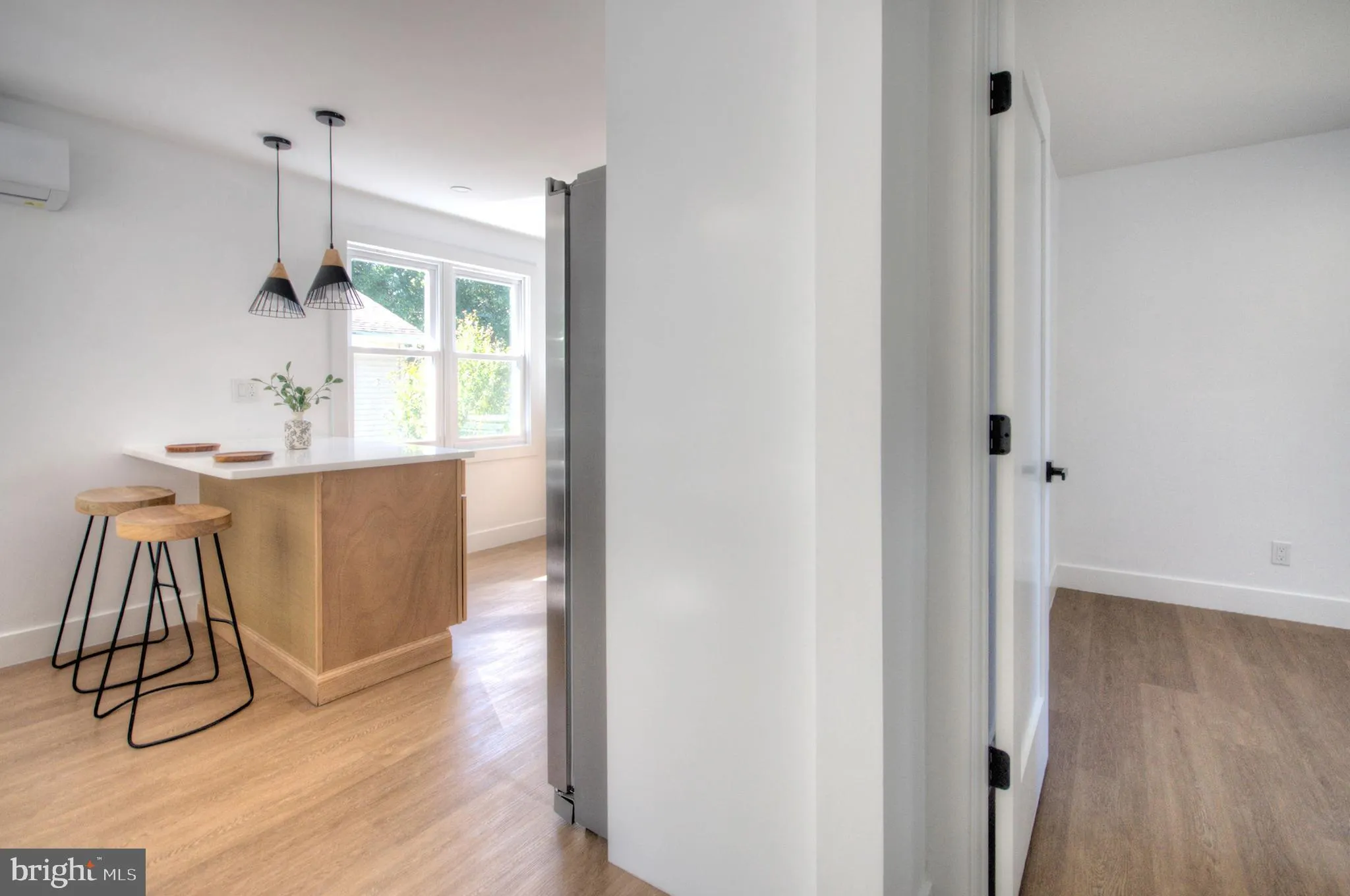 Penns Grove, New Jersey 08069, United States, 2 Bedrooms Bedrooms, ,1 BathroomBathrooms,Residential,Active,234068