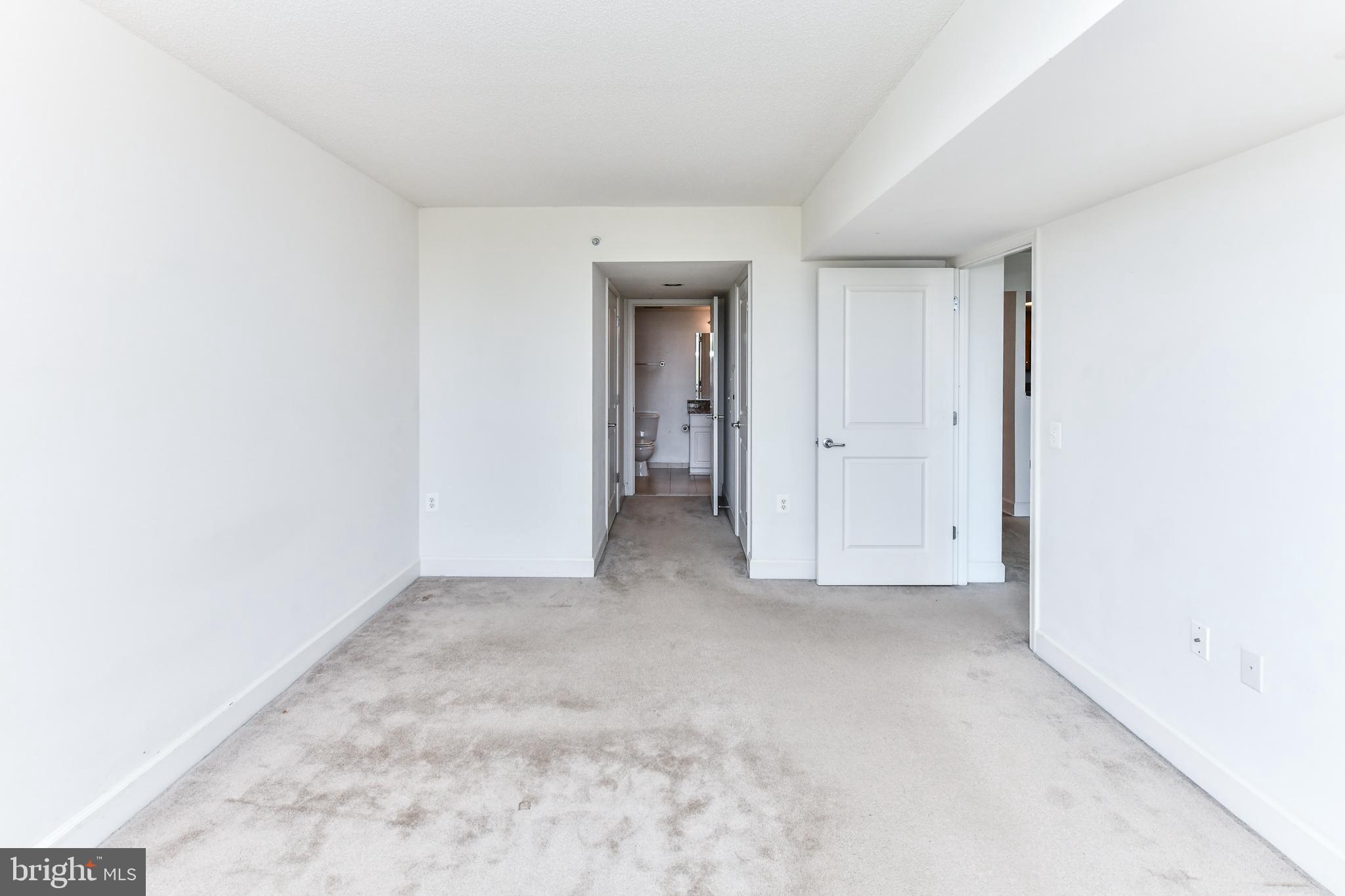 CARLTON HOUSE - Residential Lease