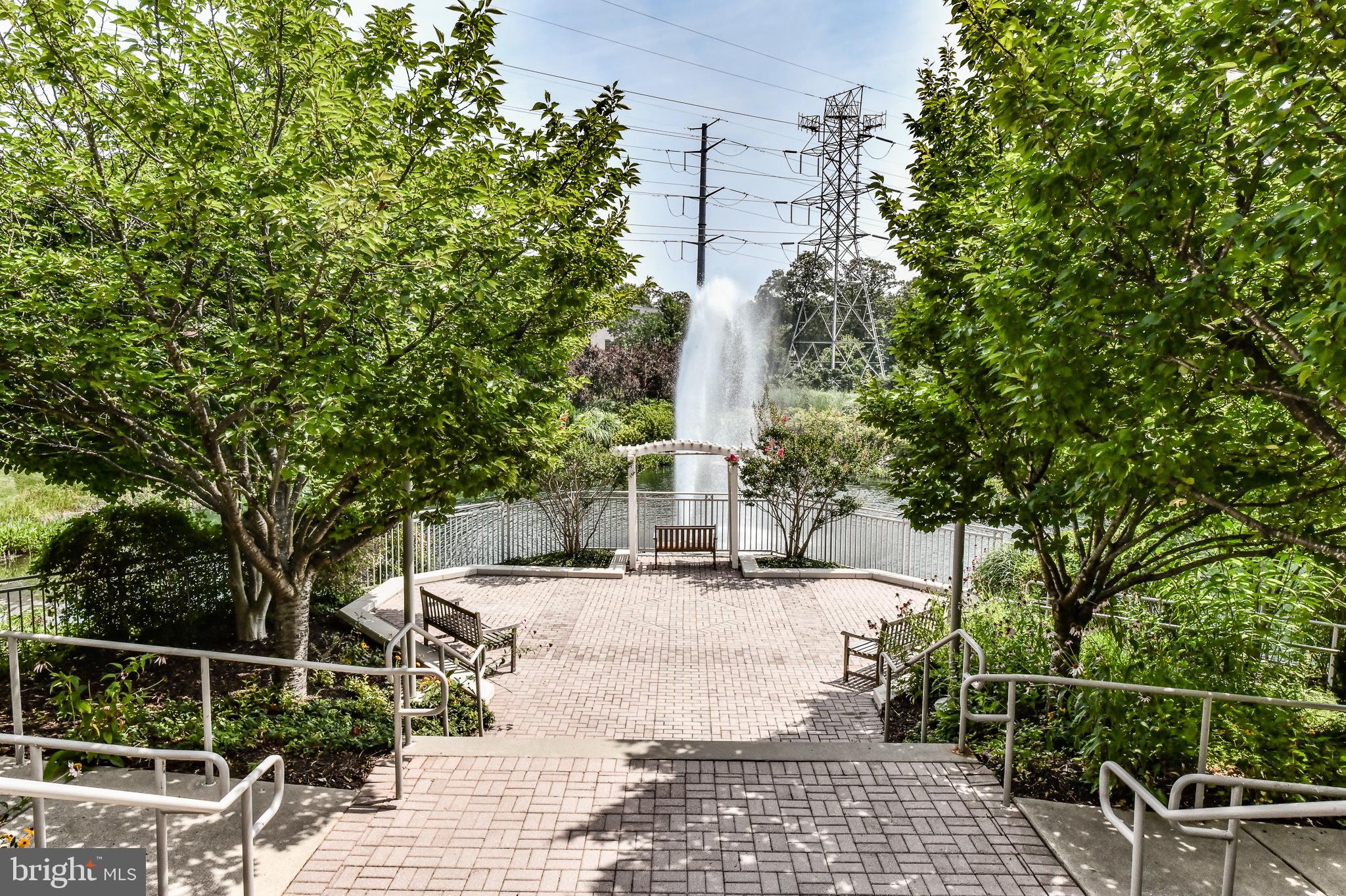 CARLTON HOUSE - Residential Lease