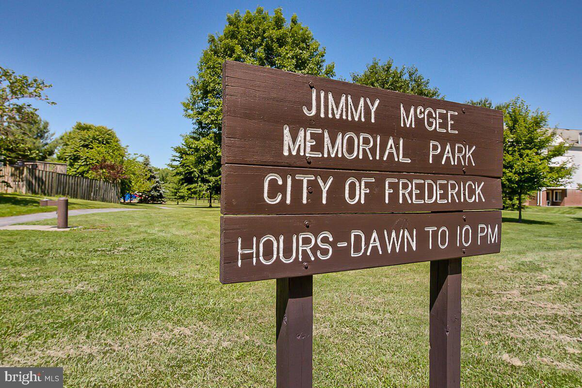 ECHO GLEN - Residential