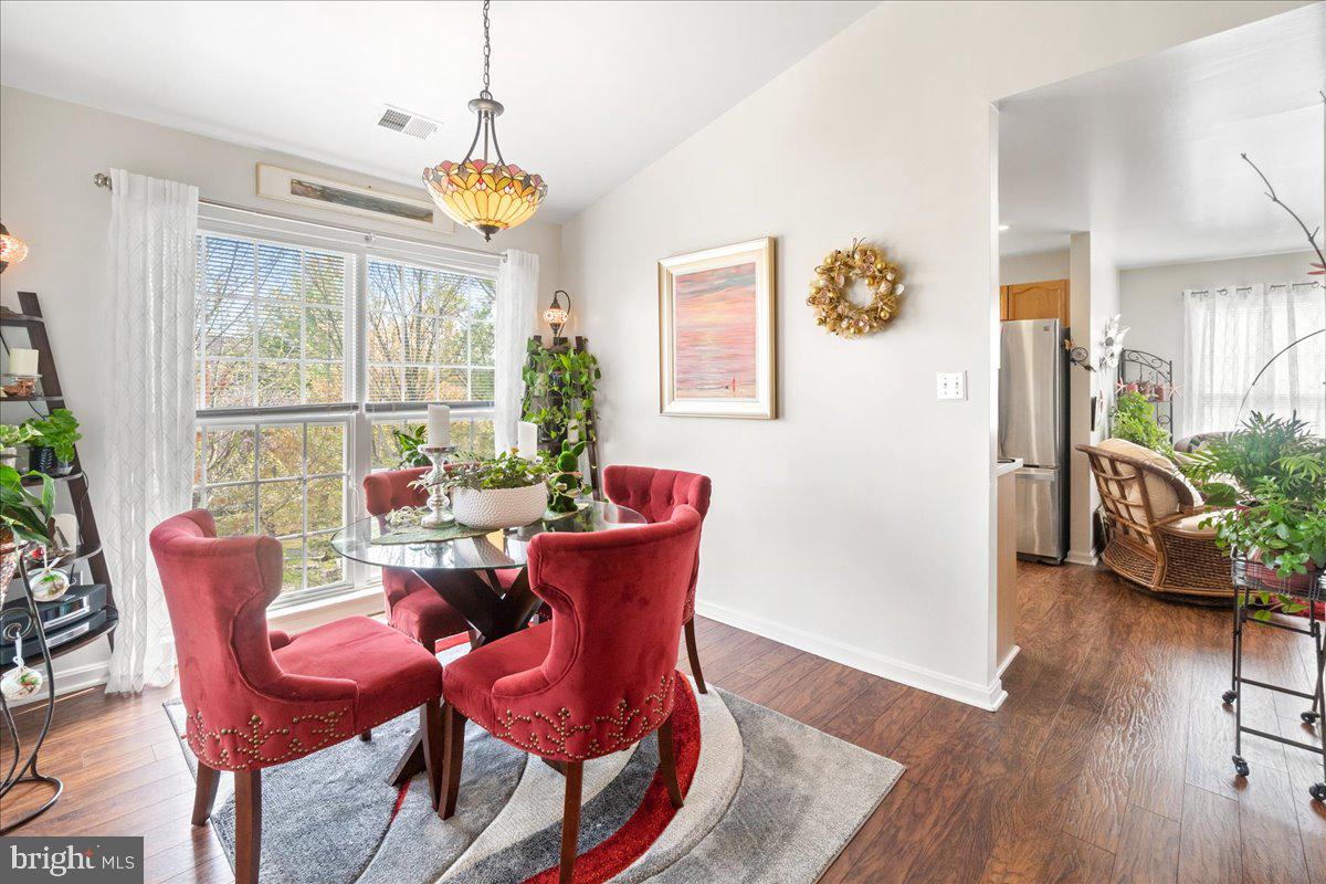 ECHO GLEN - Residential