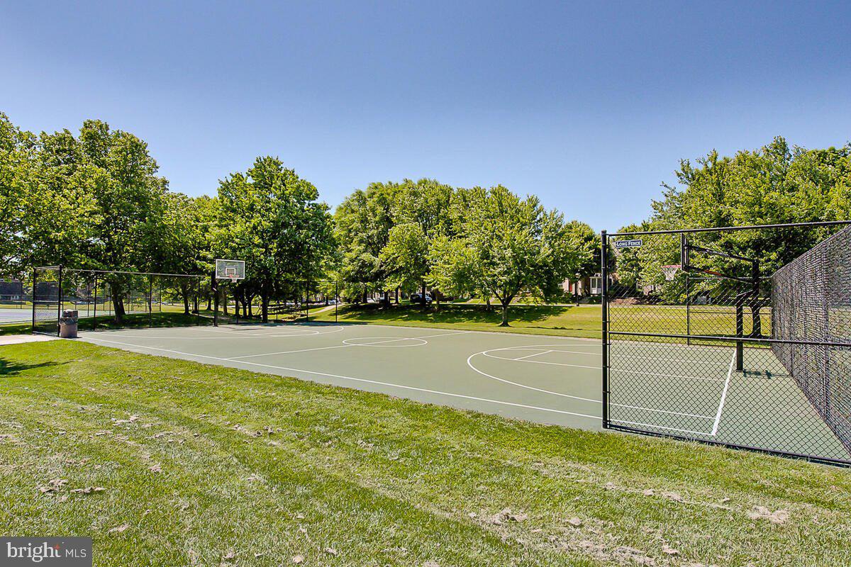 ECHO GLEN - Residential