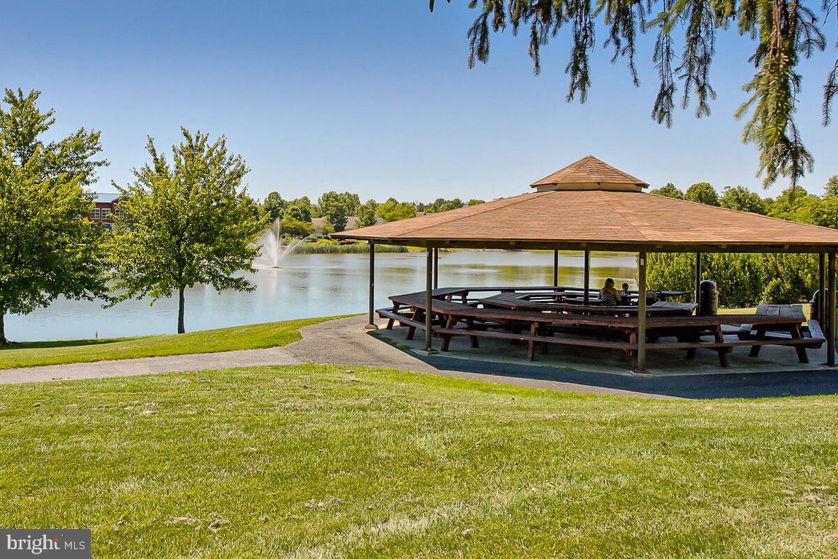 ECHO GLEN - Residential