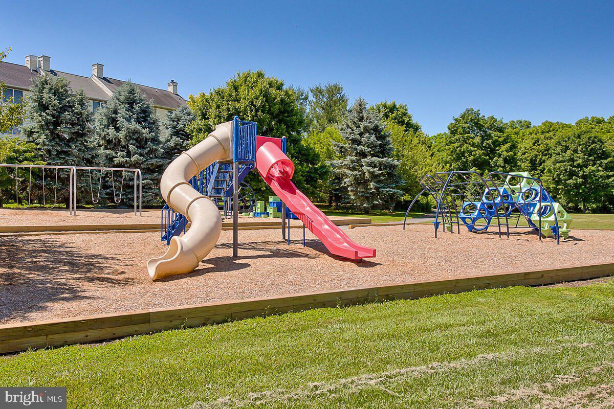 ECHO GLEN - Residential