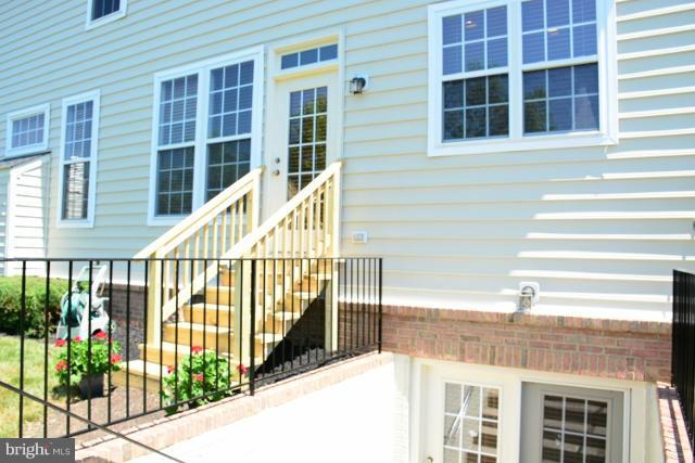 STONE RIDGE NORTH - Residential Lease