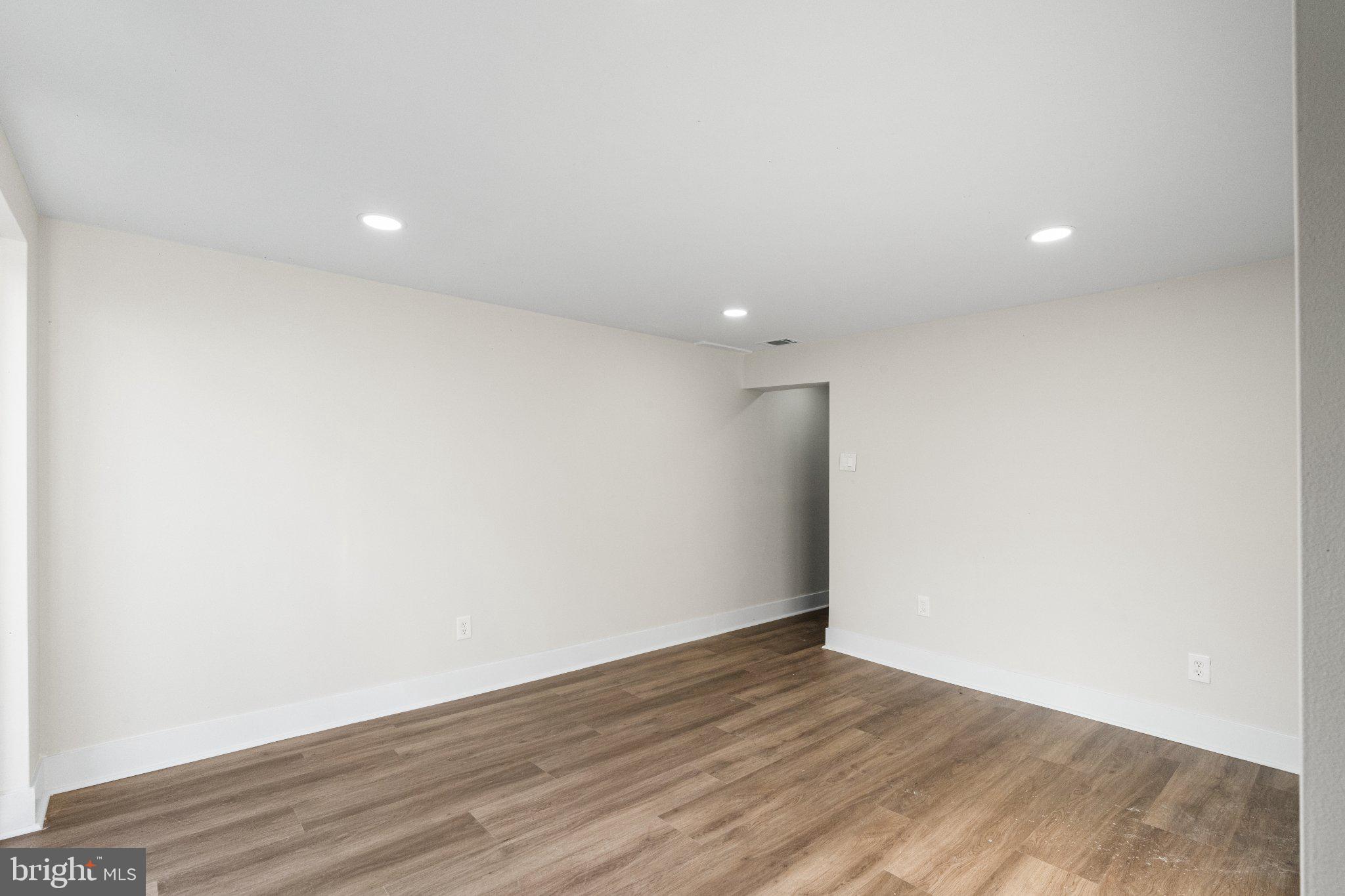 EASTWICK - Residential