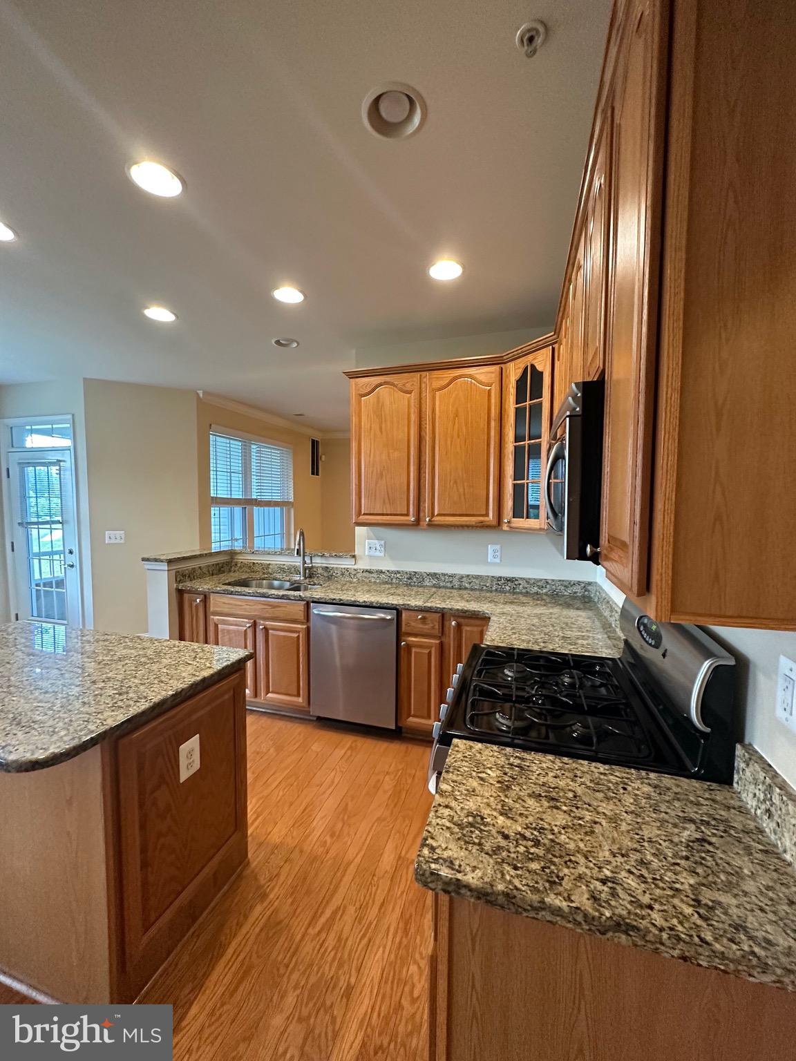 GREENBRIER HILLS - Residential