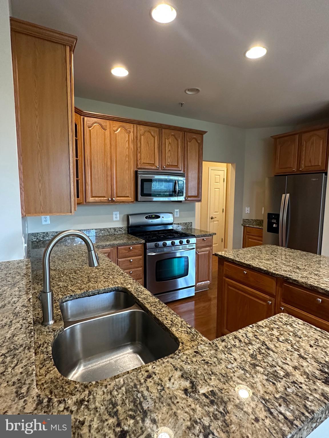 GREENBRIER HILLS - Residential