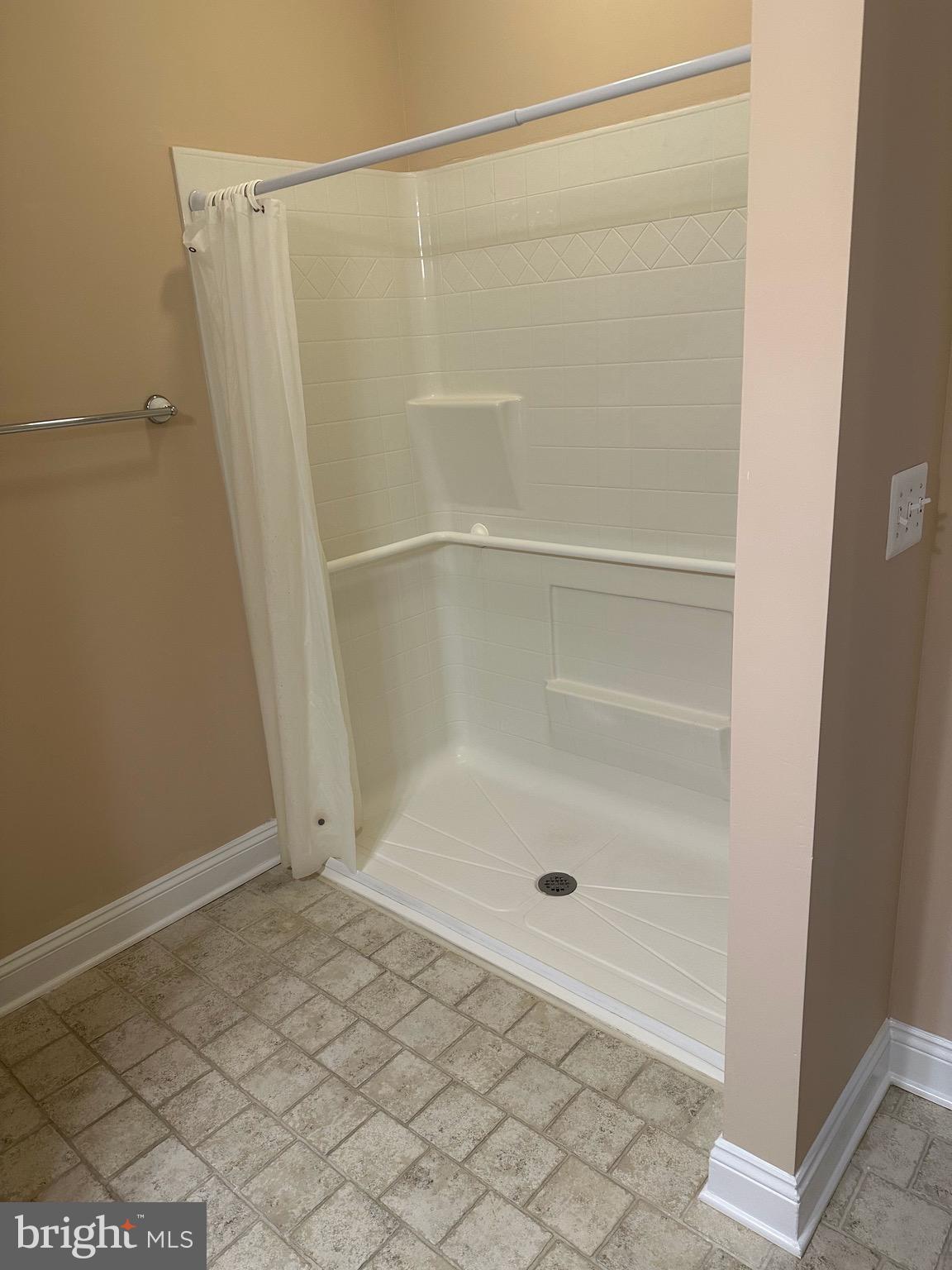 GREENBRIER HILLS - Residential