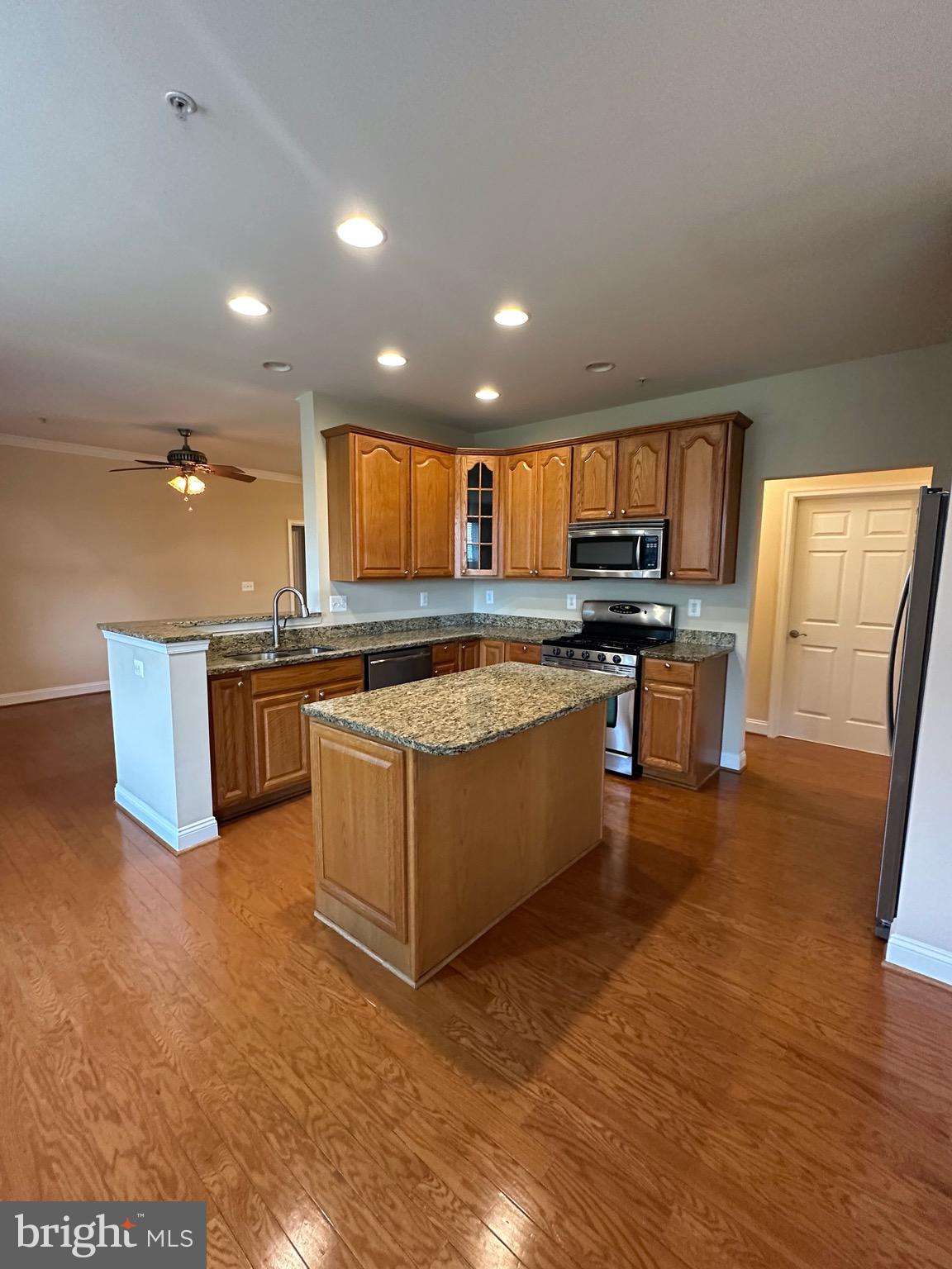 GREENBRIER HILLS - Residential