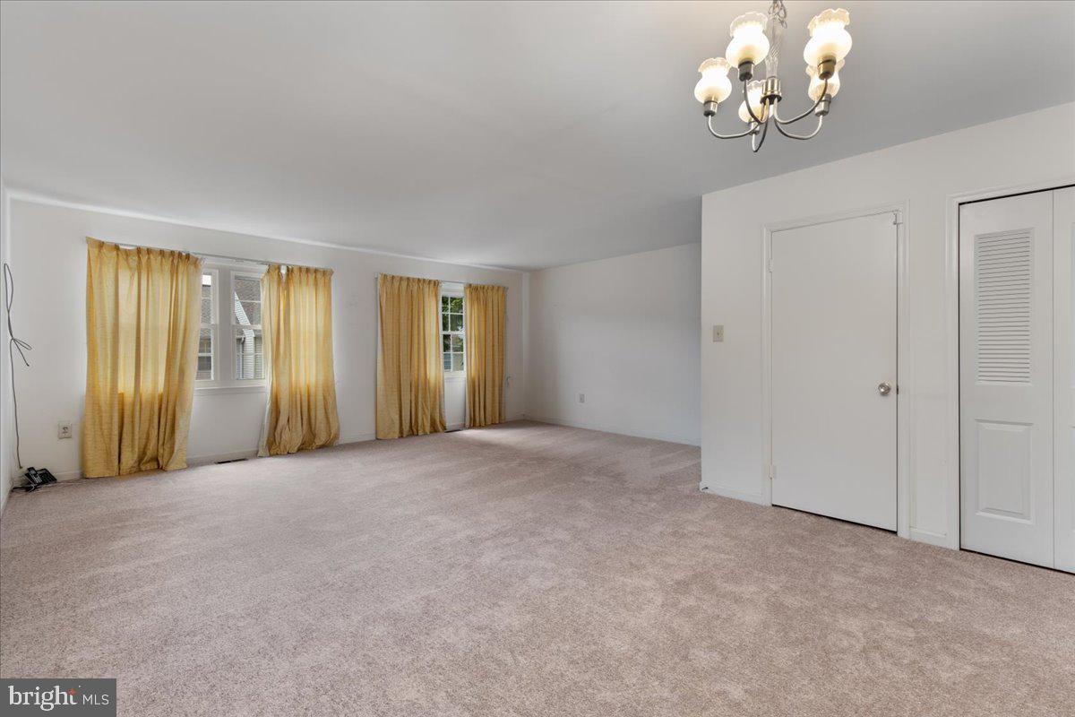 POINT OF WOODS - Residential