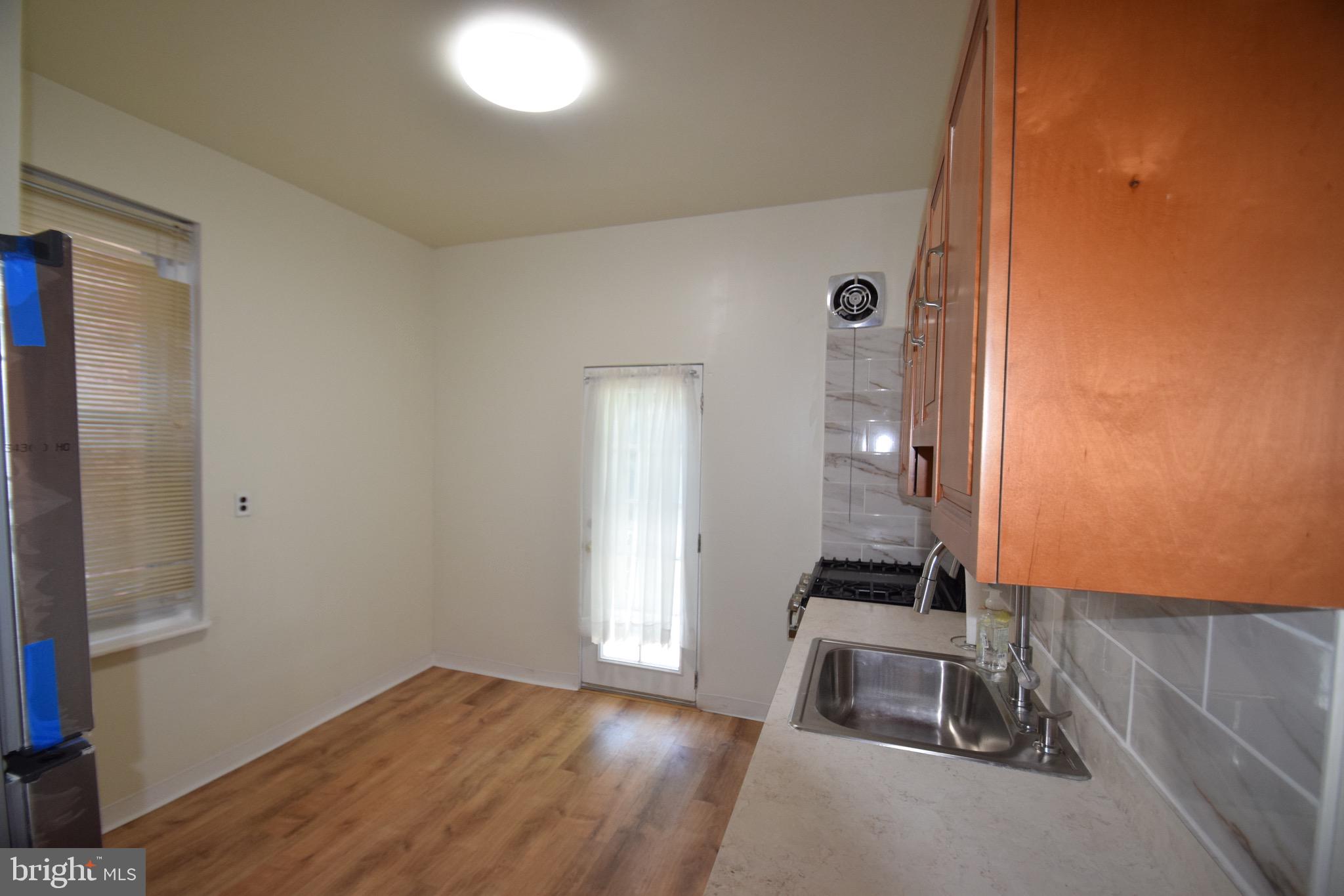 PHILADELPHIA (WEST) - Residential Lease