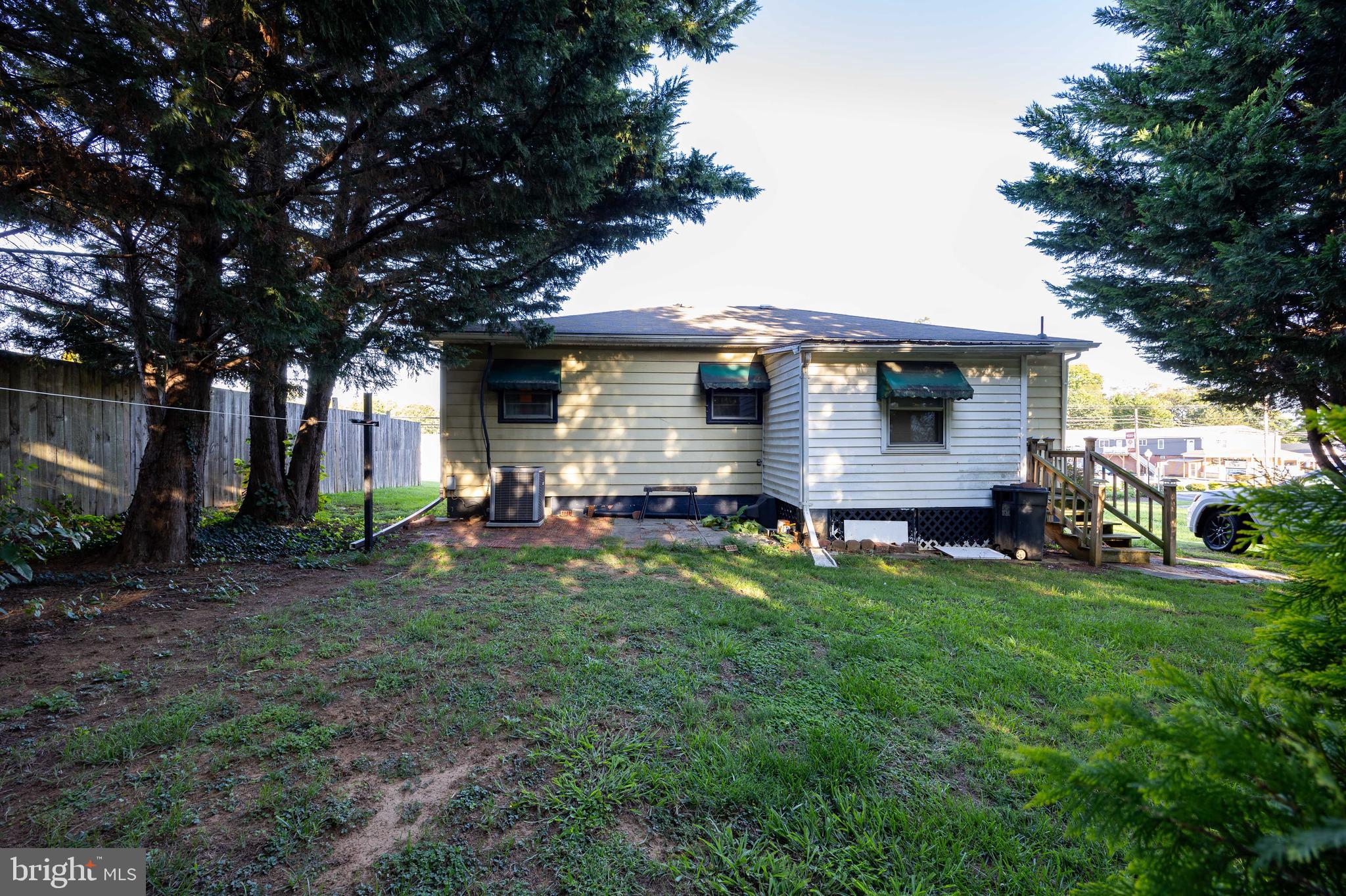 EDGEWOOD - Residential