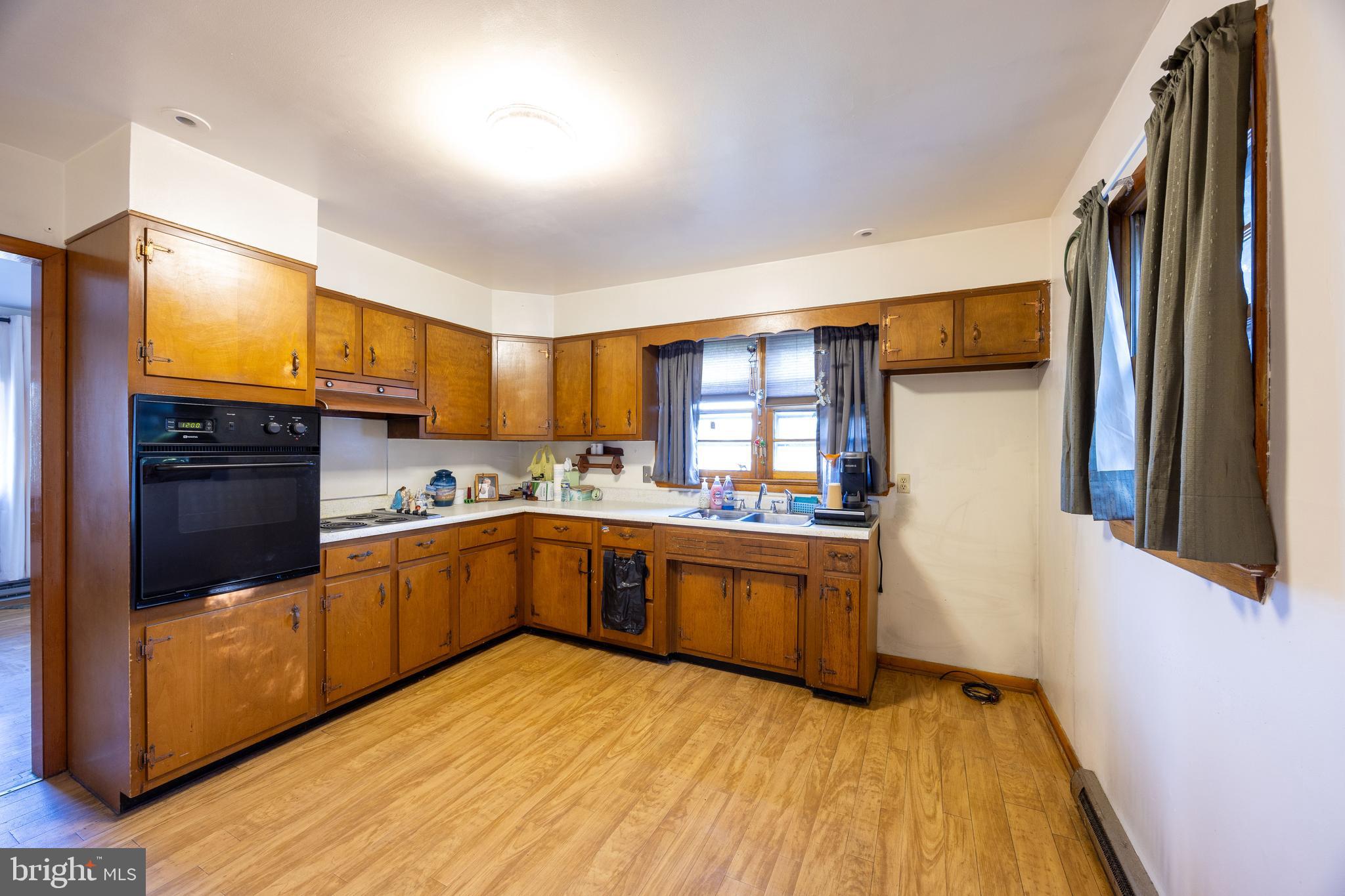 EDGEWOOD - Residential