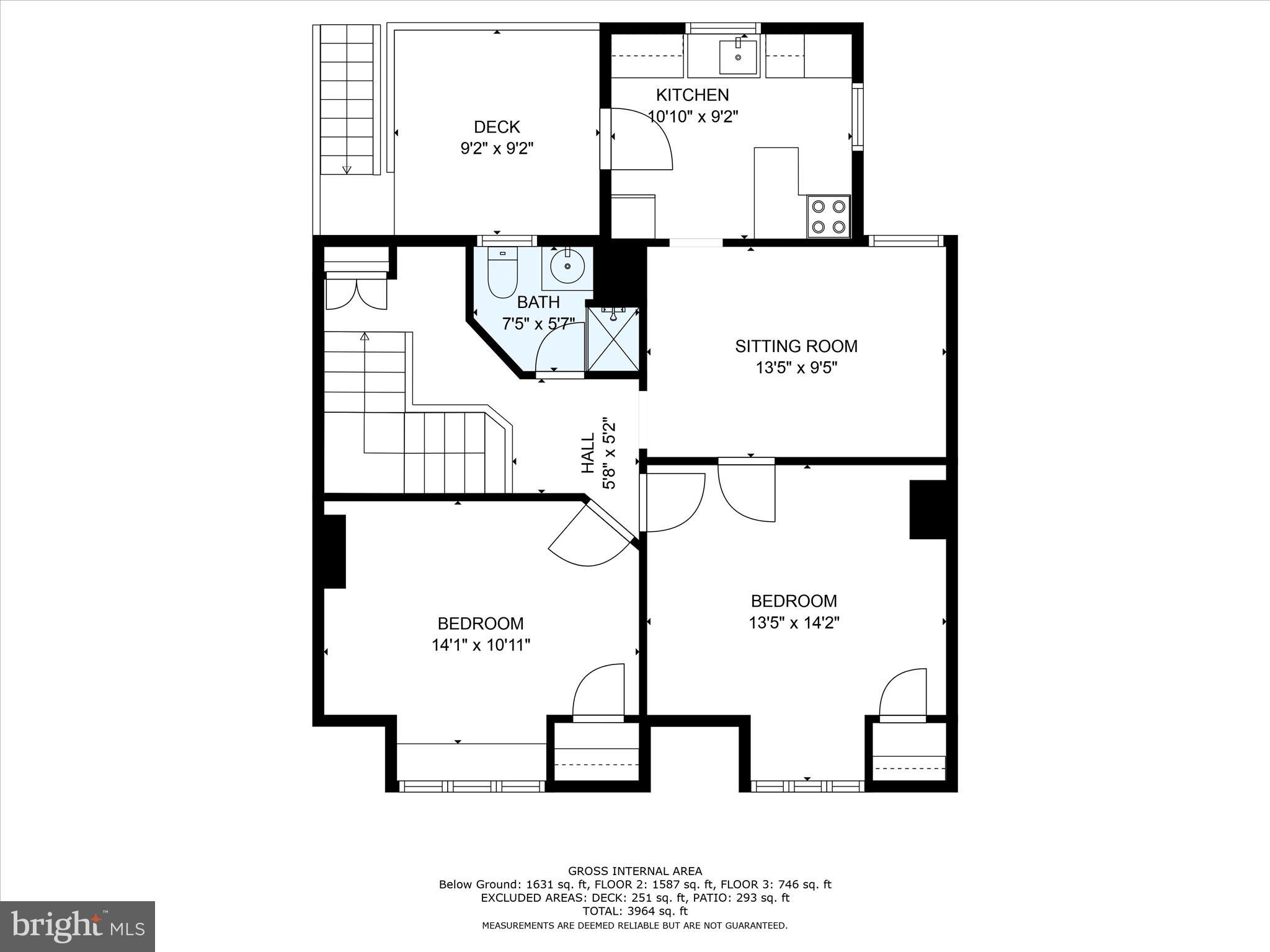 Main image without alt text