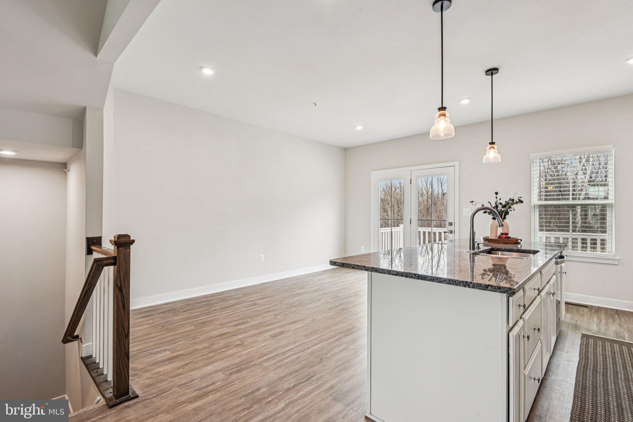 JAMES RUN TOWNHOMES - Residential