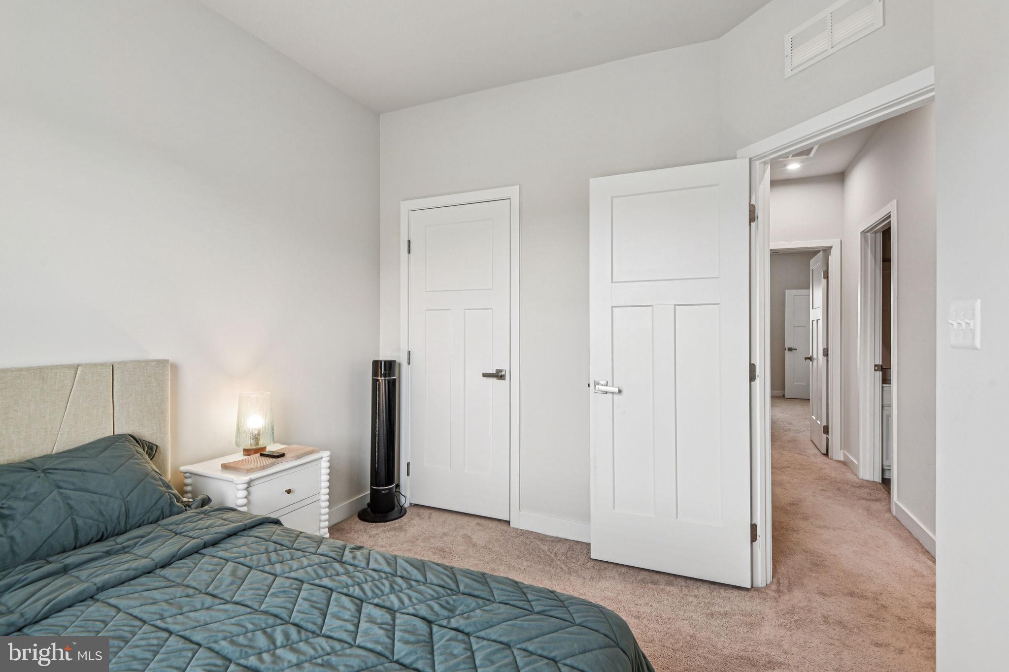 JAMES RUN TOWNHOMES - Residential