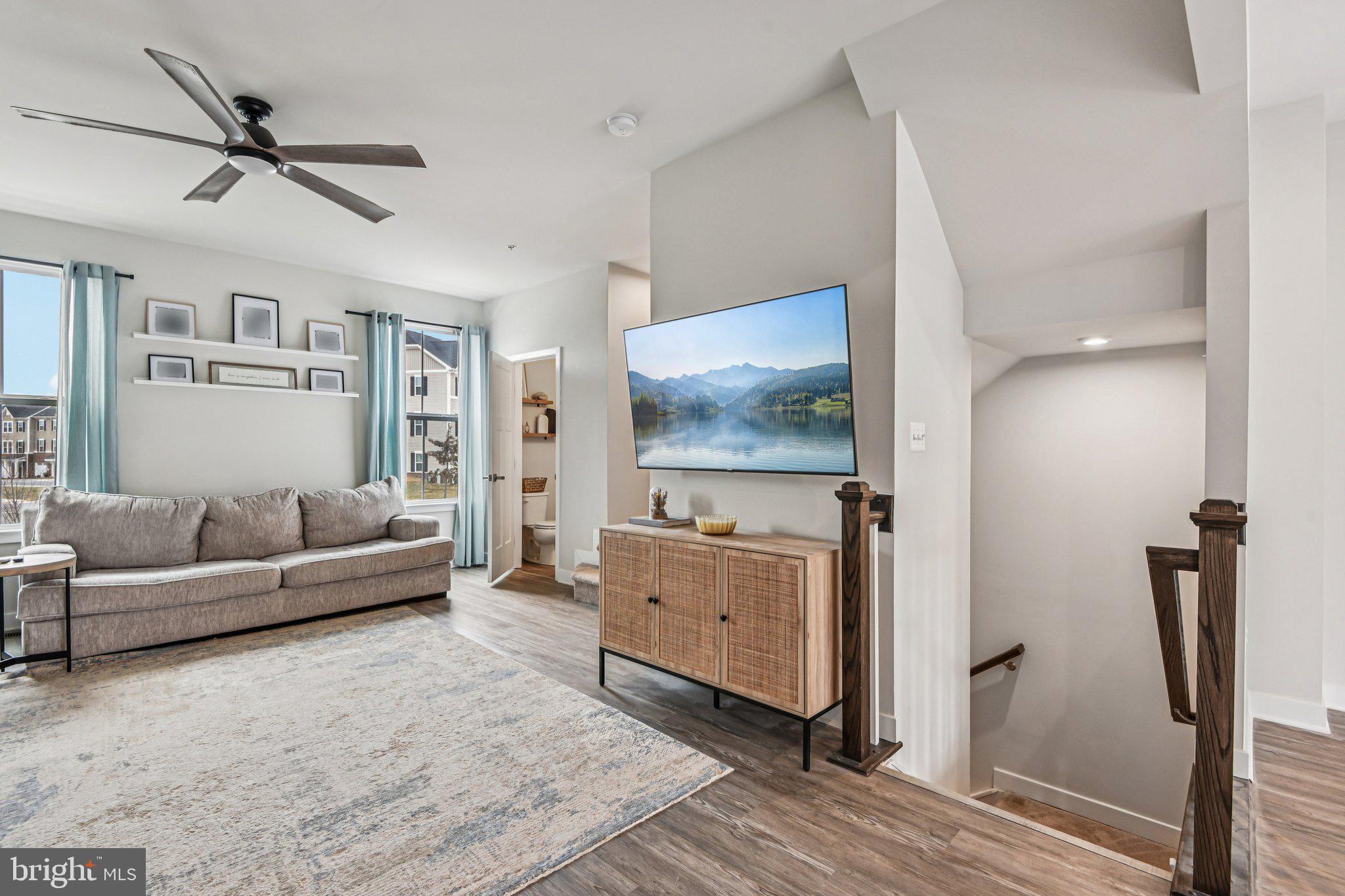 JAMES RUN TOWNHOMES - Residential