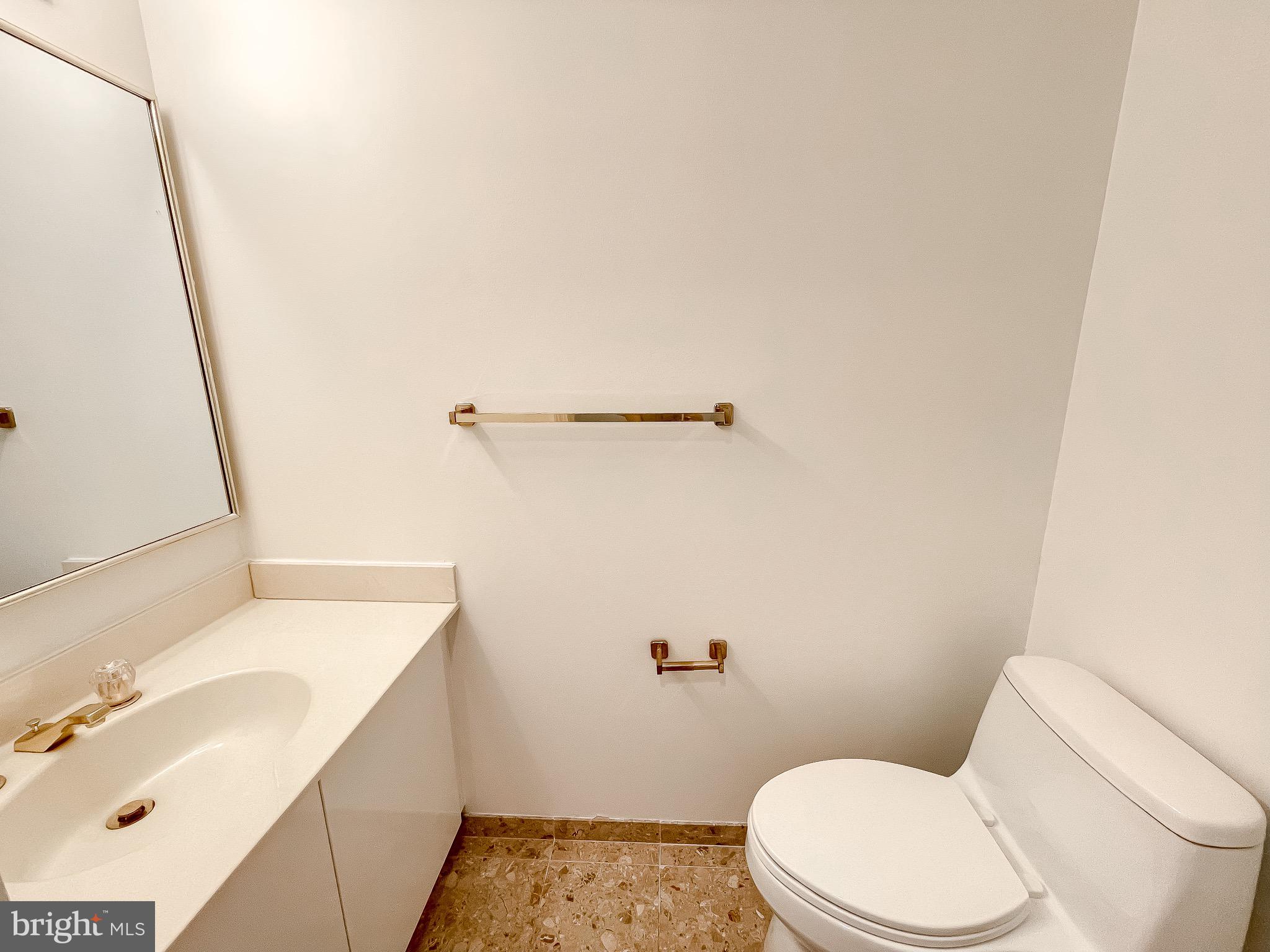 INNER HARBOR - Residential Lease