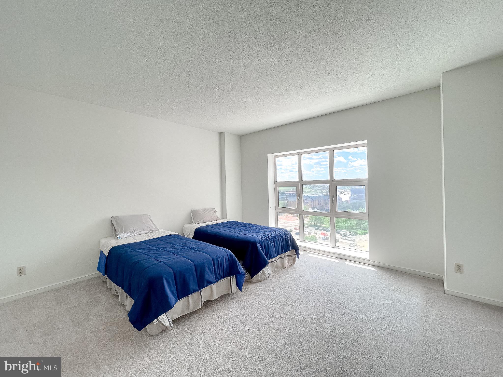 INNER HARBOR - Residential Lease