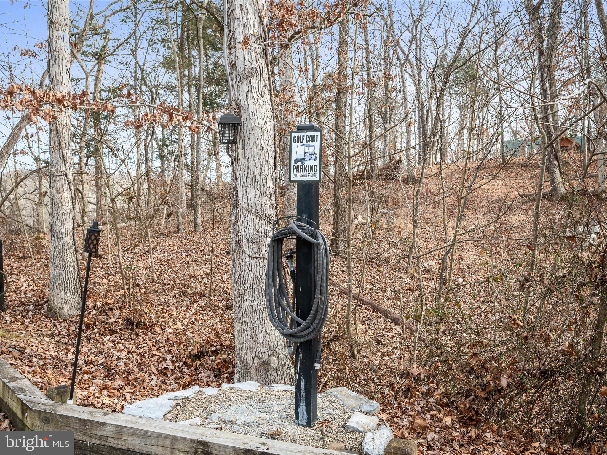 SHEPHERDS COVE - Land