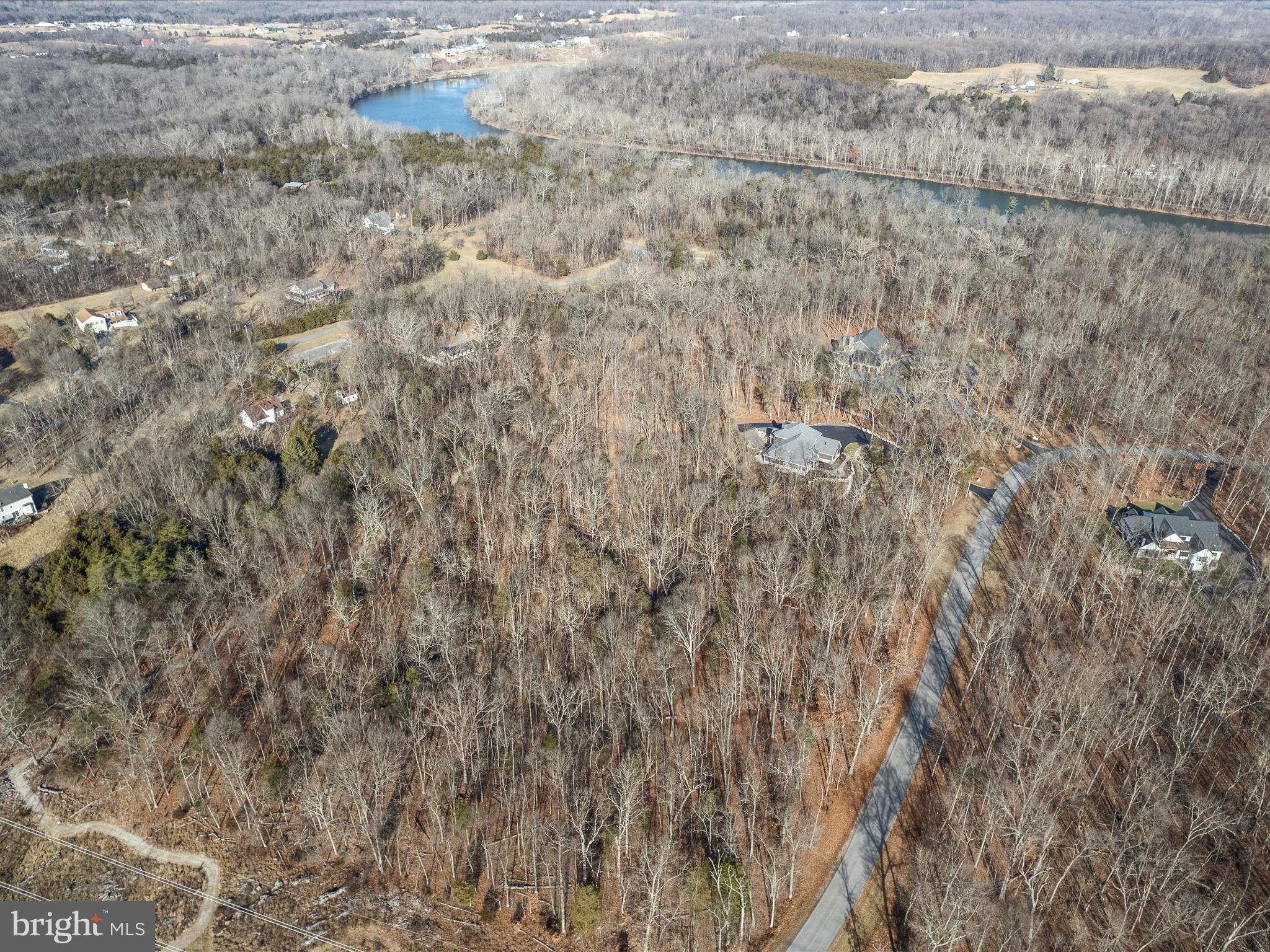 SHEPHERDS COVE - Land