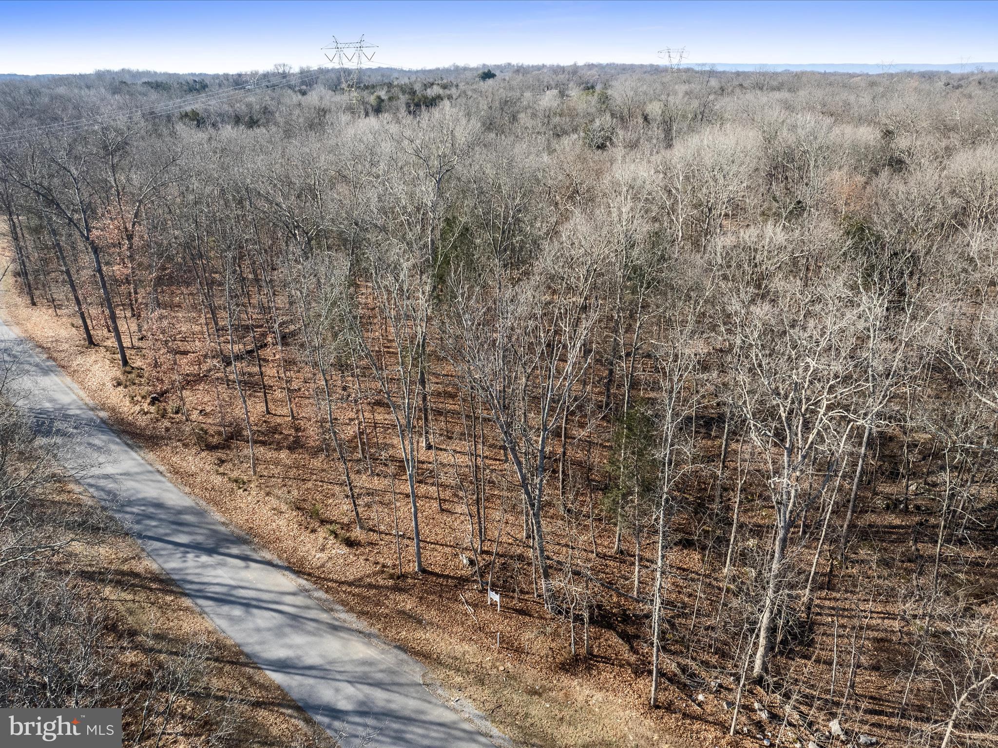 SHEPHERDS COVE - Land