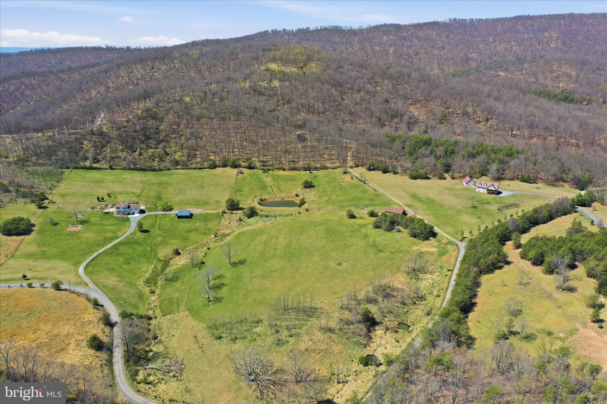 TOP OF THE MOUNTAIN - Residential