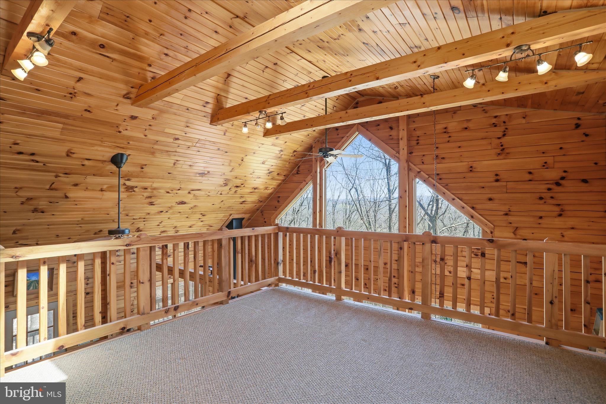 TOP OF THE MOUNTAIN - Residential