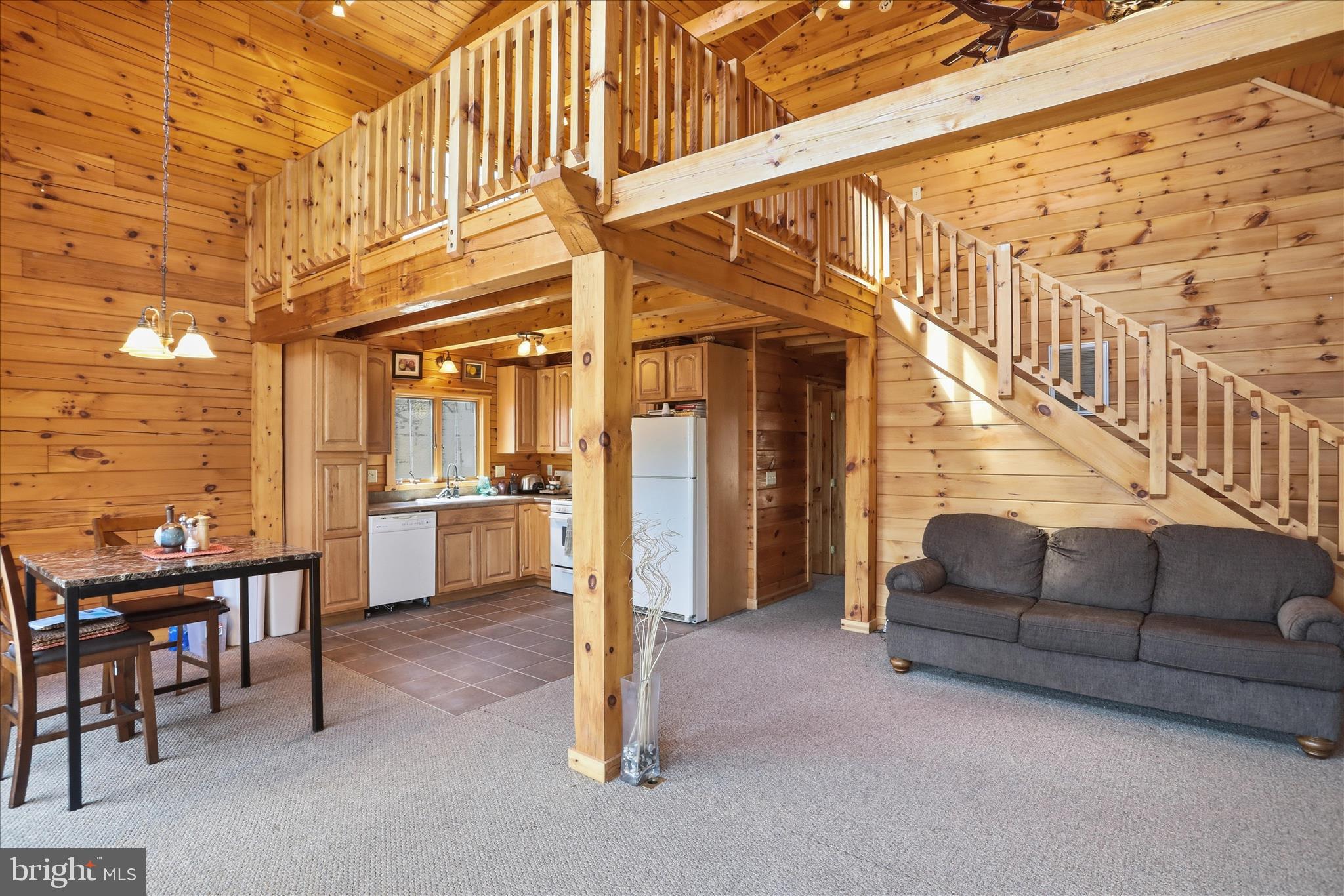 TOP OF THE MOUNTAIN - Residential