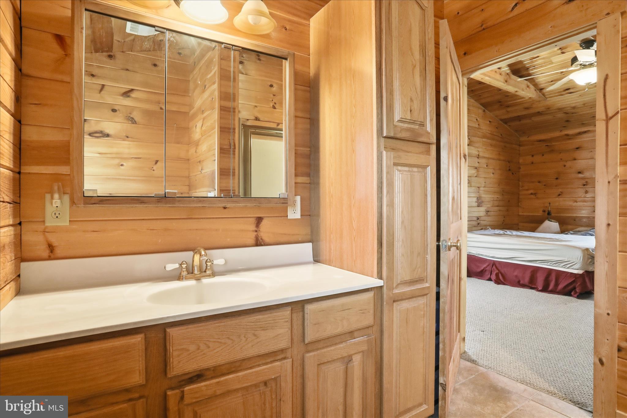 TOP OF THE MOUNTAIN - Residential