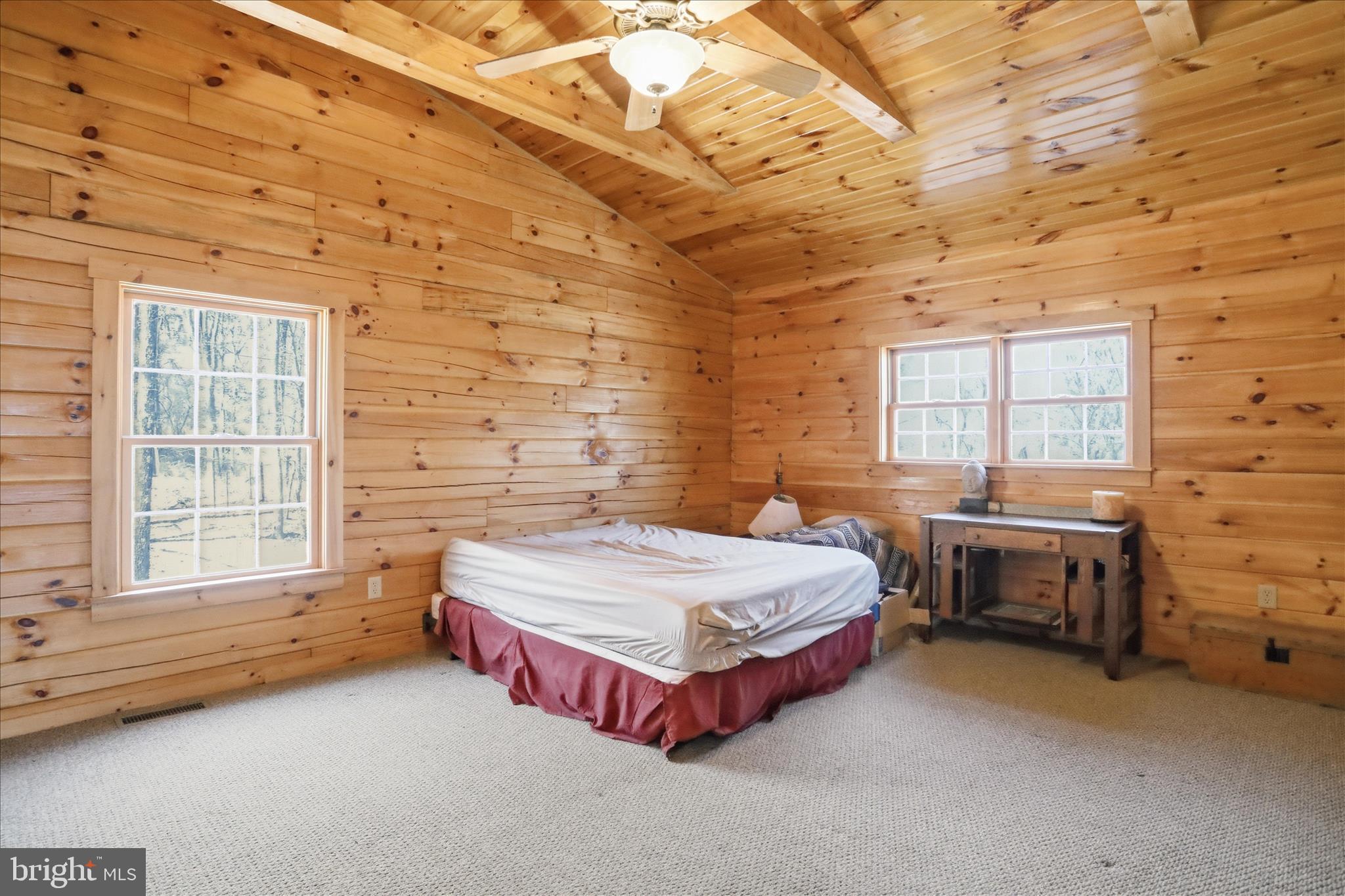 TOP OF THE MOUNTAIN - Residential