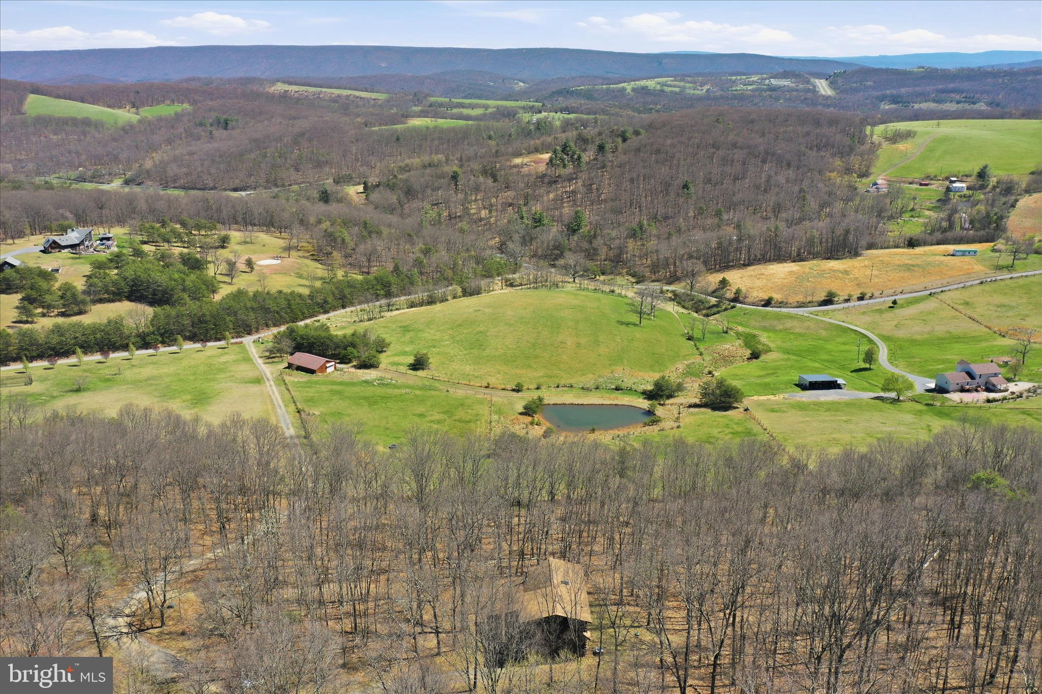 TOP OF THE MOUNTAIN - Residential